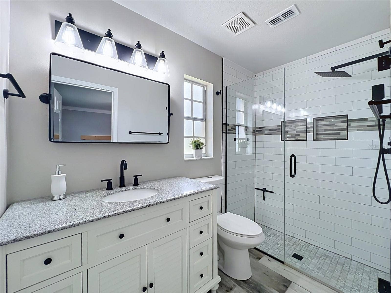 9913 JANETTE LN, Clermont, FL 34711 9913 JANETTE LN, Clermont, FL 34711
