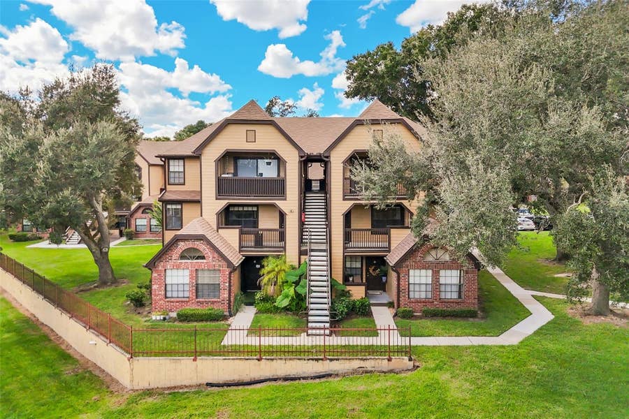 Property photo for 375 LAKE ONTARIO COURT, #203, Altamonte Springs, FL