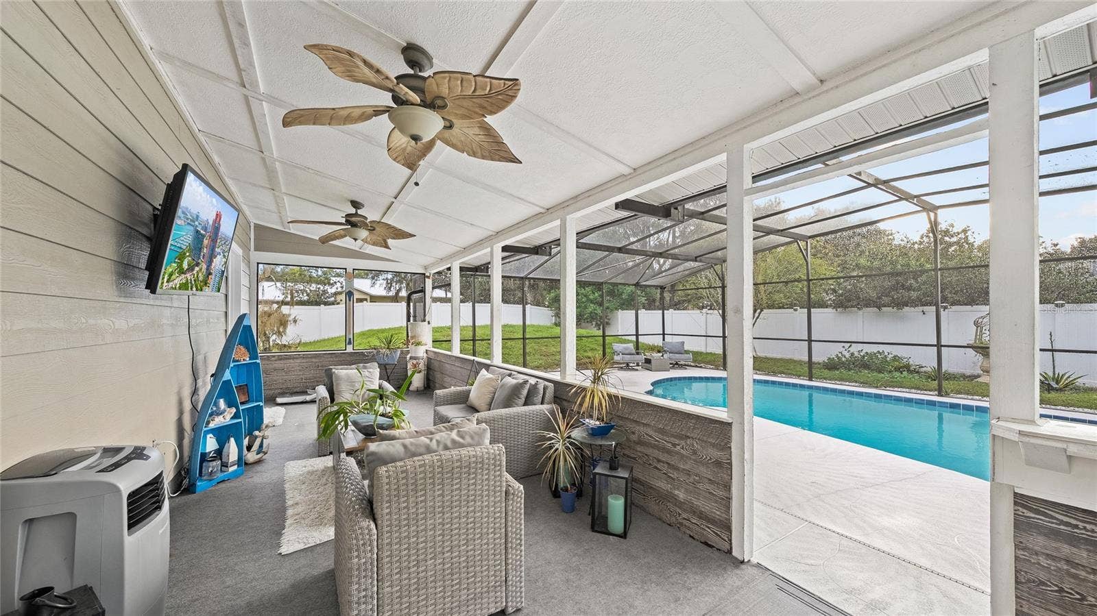 665 CITRUS AVENUE, Oviedo, FL 32765 Covered Lanai/Patio