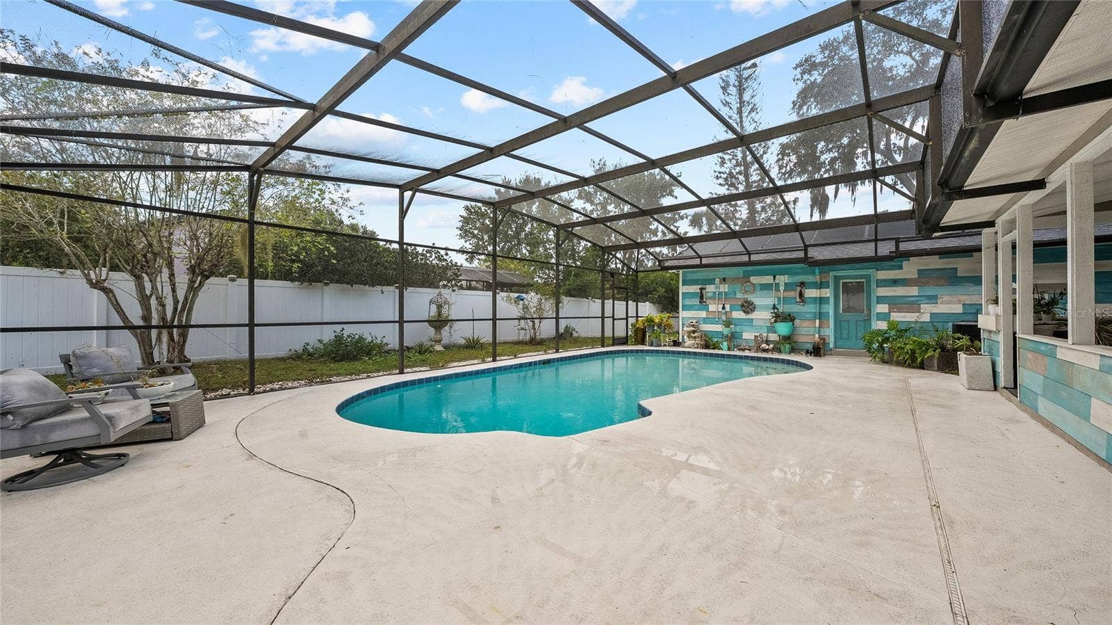 665 CITRUS AVENUE, Oviedo, FL 32765 Pool w/ Pool Enclosure