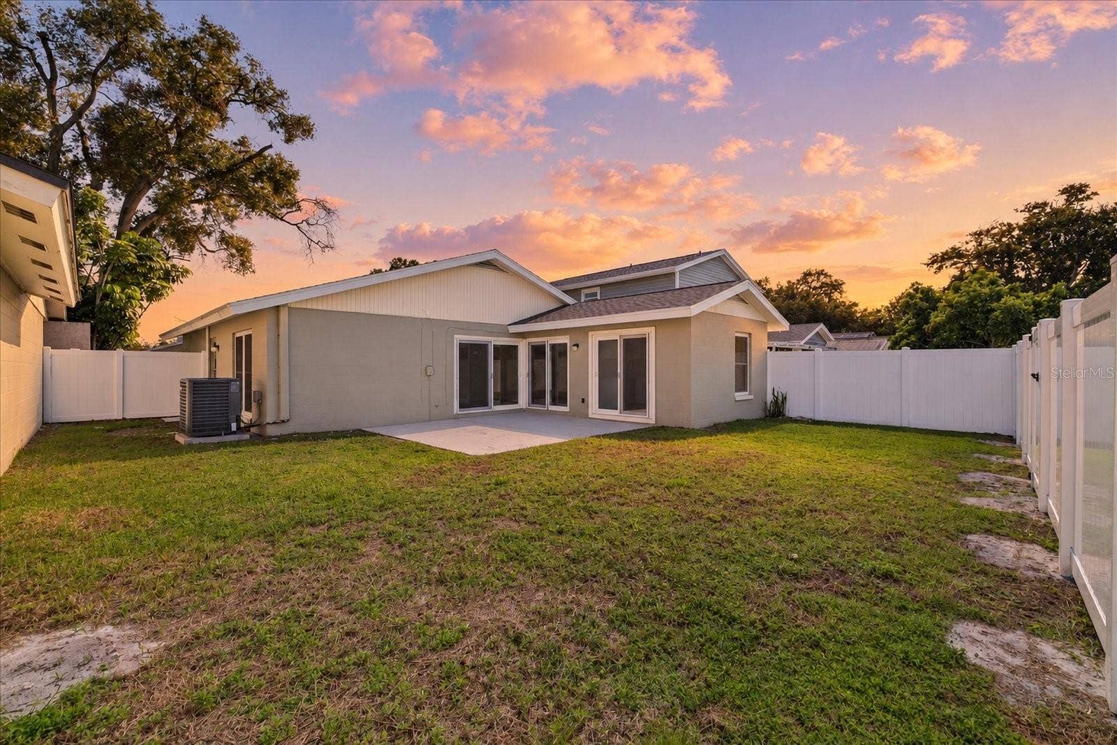 10710 KEY LIME WAY, Tampa, FL 33624 10710 KEY LIME WAY, Tampa, FL 33624