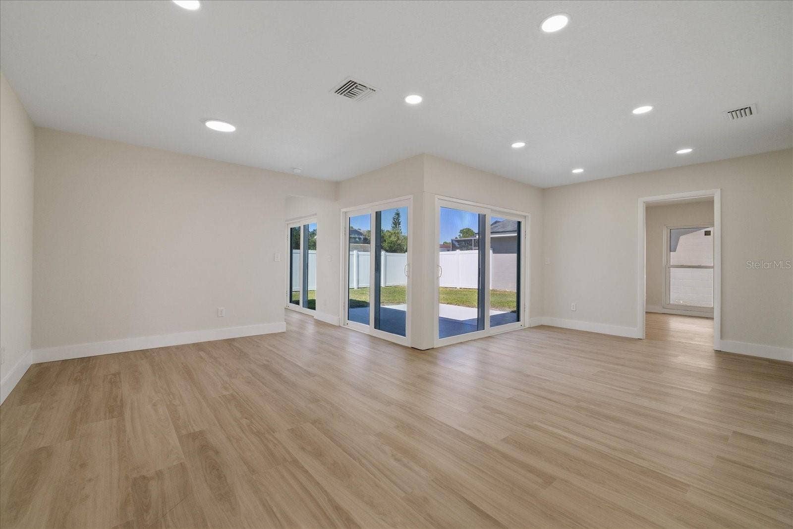 10710 KEY LIME WAY, Tampa, FL 33624 10710 KEY LIME WAY, Tampa, FL 33624