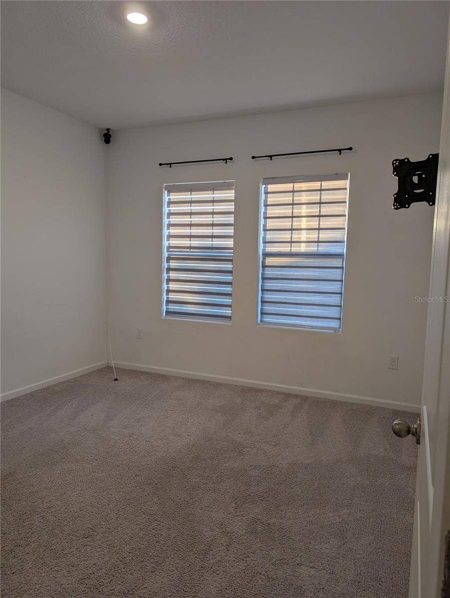 Lake Wales, FL 33898 ROOM 2