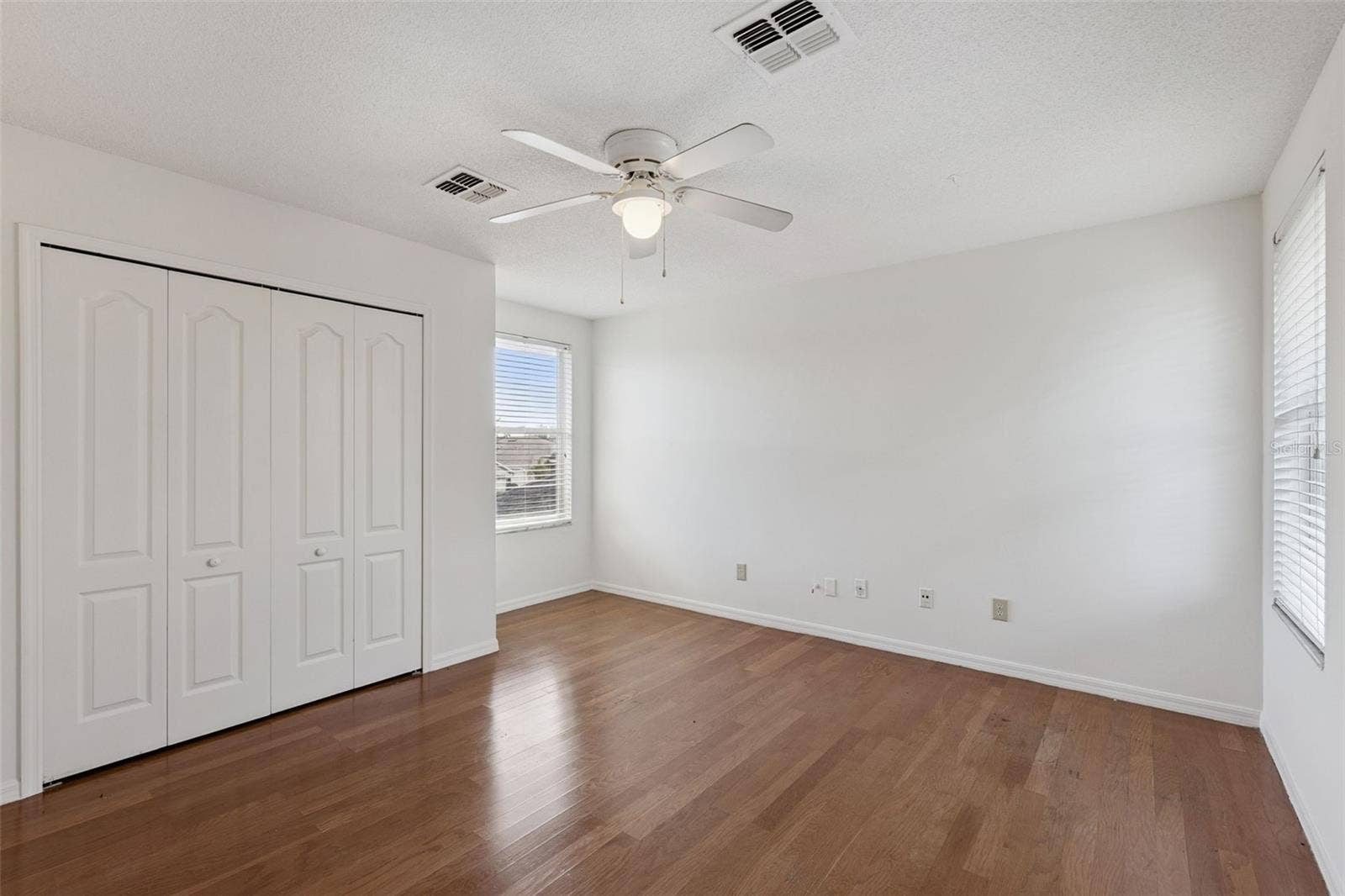 13714 HUNTWICK DRIVE, Orlando, FL 32837 13714 HUNTWICK DRIVE, Orlando, FL 32837