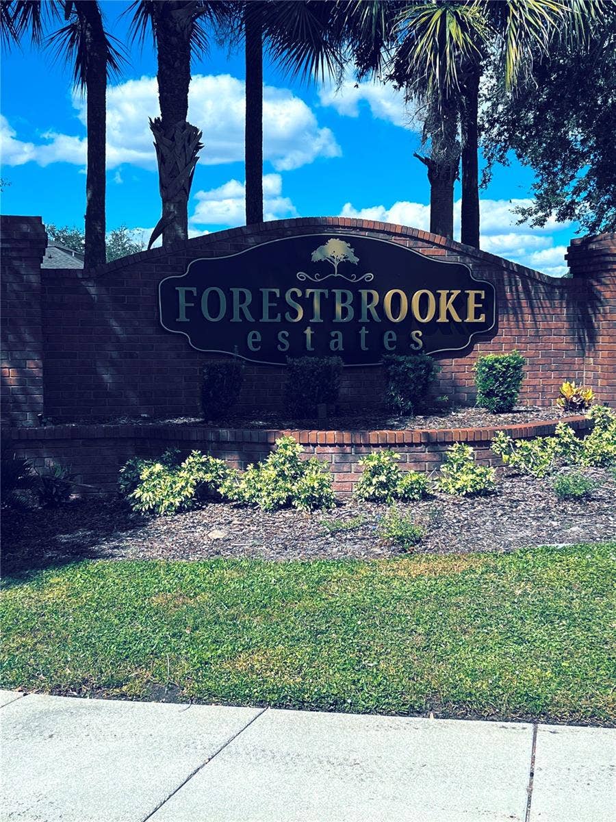 104 JAKE COURT, Ocoee, FL 34761 Common grounds of the community.