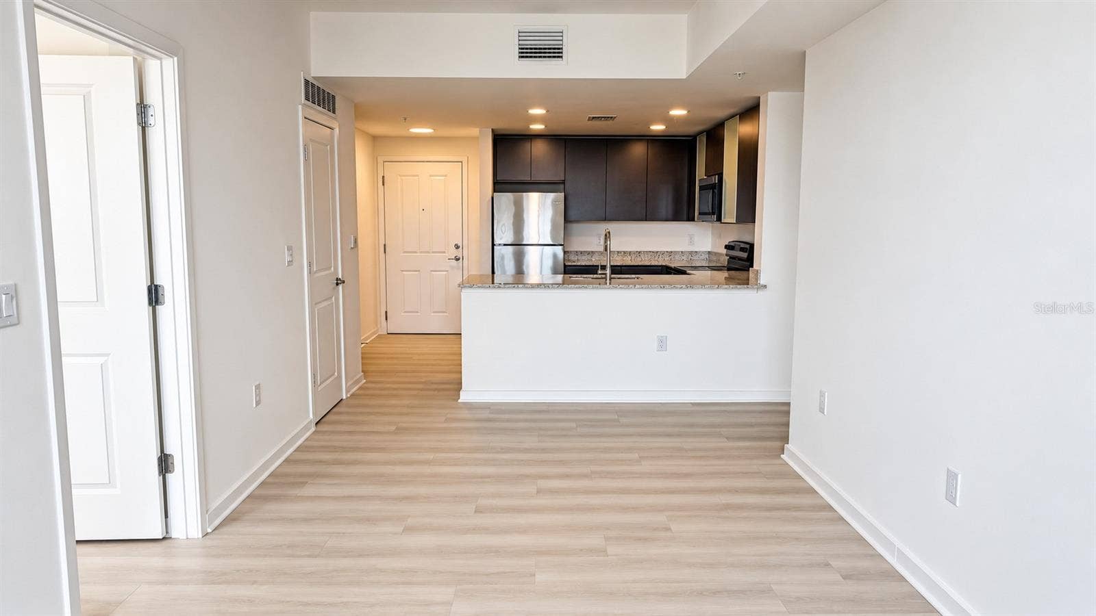 5587 MILLENIA BOULEVARD, #213, Orlando, FL 32839 5587 MILLENIA BOULEVARD, #213, Orlando, FL 32839