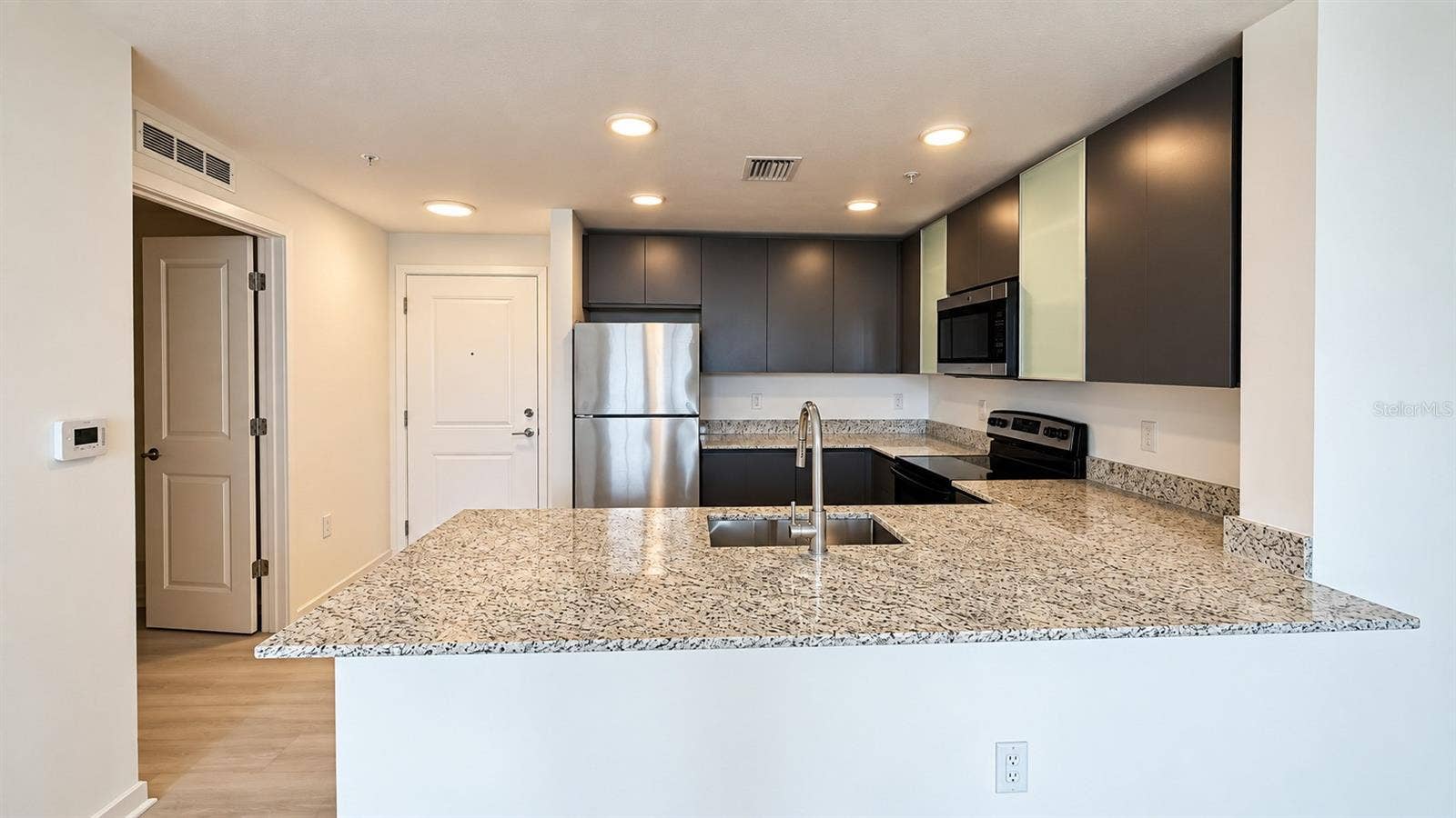 5587 MILLENIA BOULEVARD, #213, Orlando, FL 32839 5587 MILLENIA BOULEVARD, #213, Orlando, FL 32839