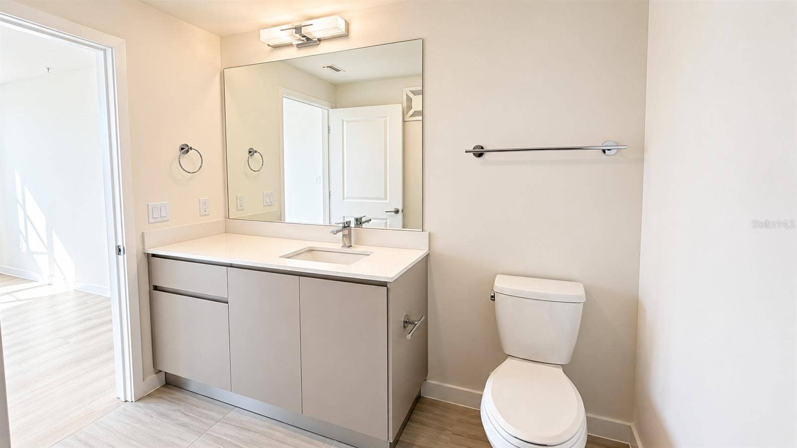5587 MILLENIA BOULEVARD, #213, Orlando, FL 32839 5587 MILLENIA BOULEVARD, #213, Orlando, FL 32839