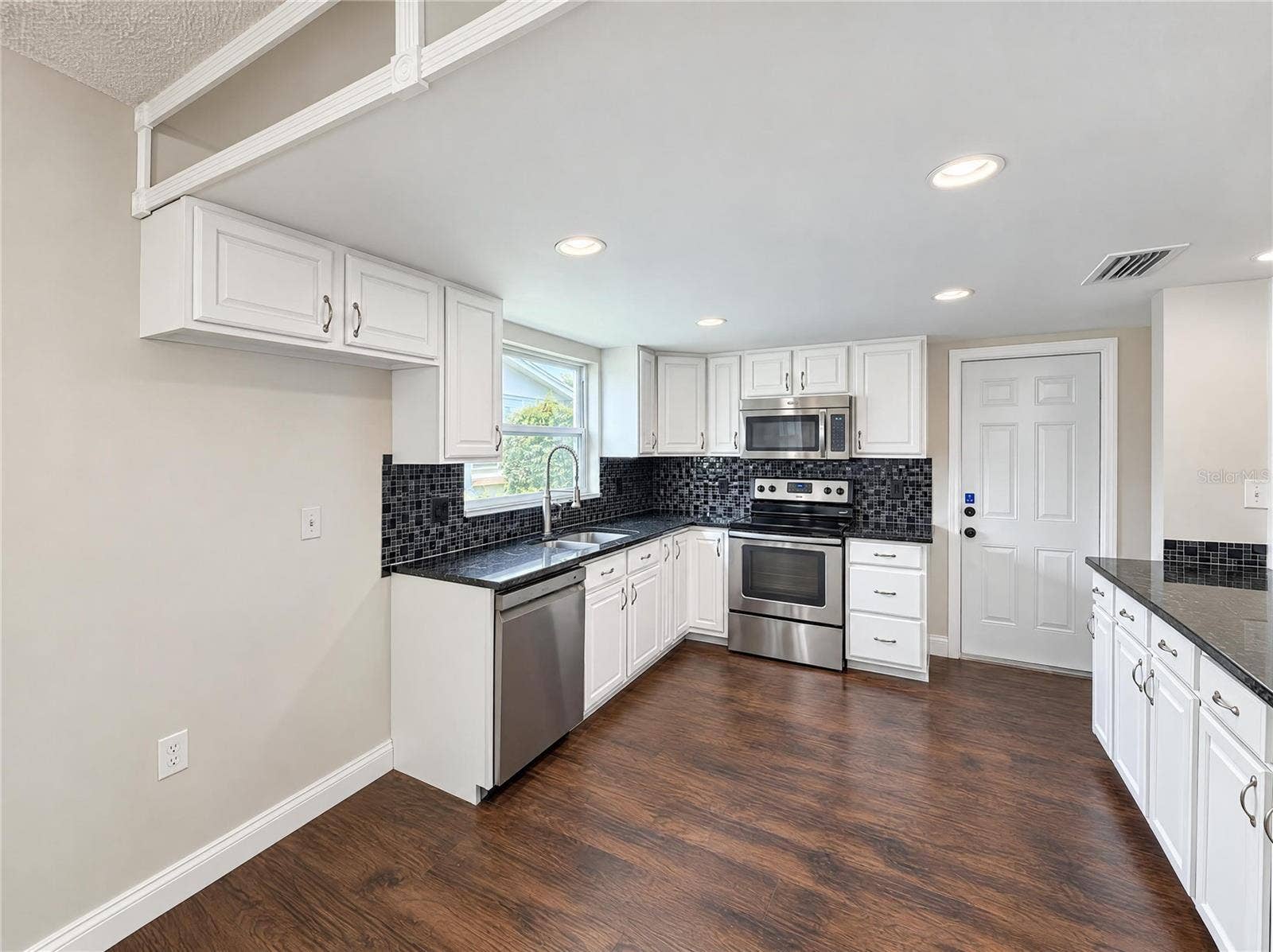 8402 MOULTON DRIVE, Port Richey, FL 34668