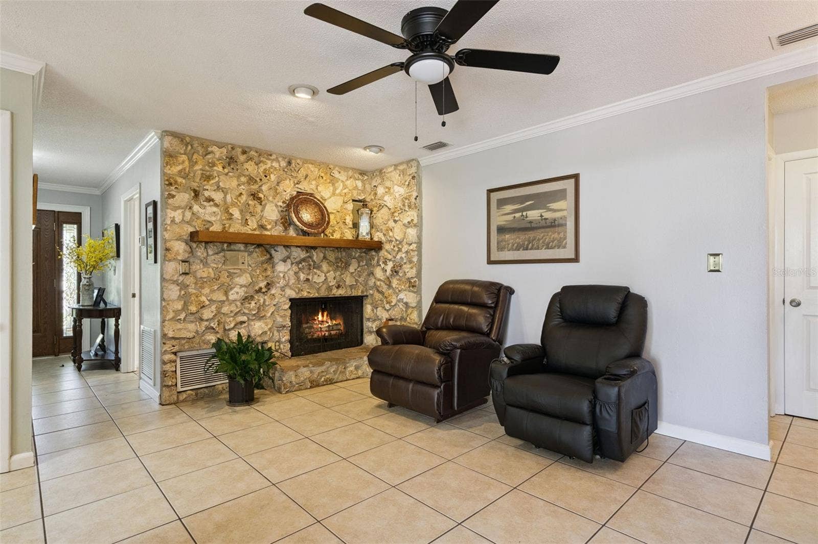 390 GROVE COURT, Winter Garden, FL 34787 390 GROVE COURT, Winter Garden, FL 34787
