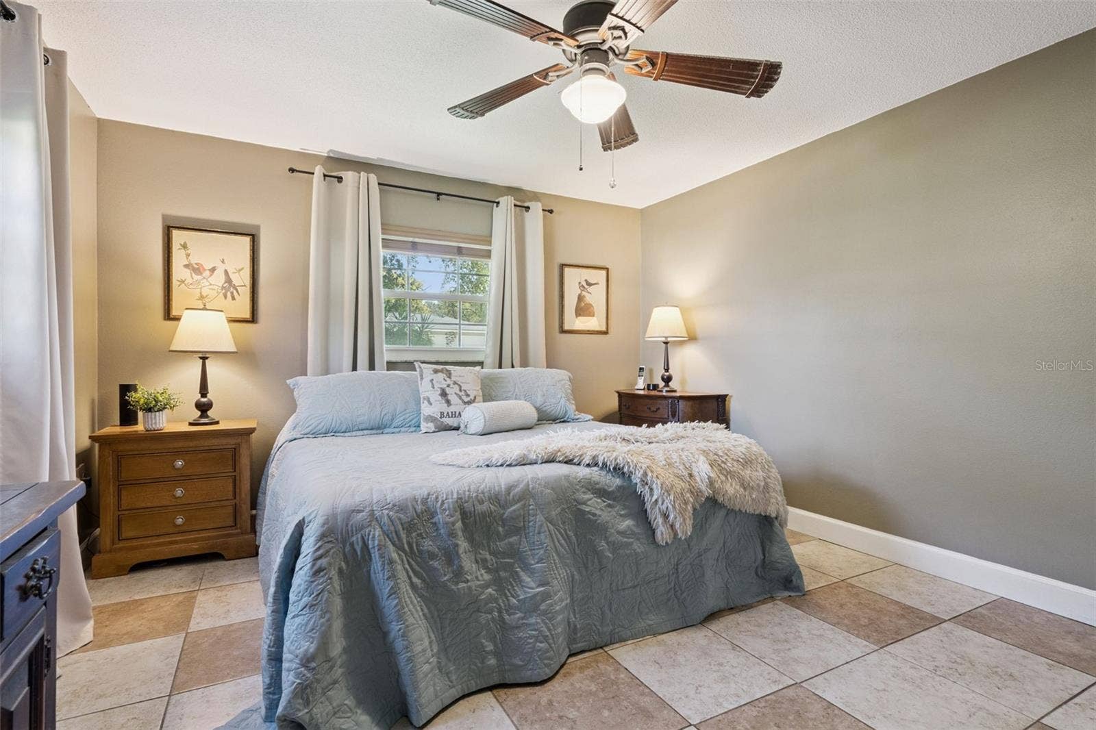 390 GROVE COURT, Winter Garden, FL 34787 390 GROVE COURT, Winter Garden, FL 34787