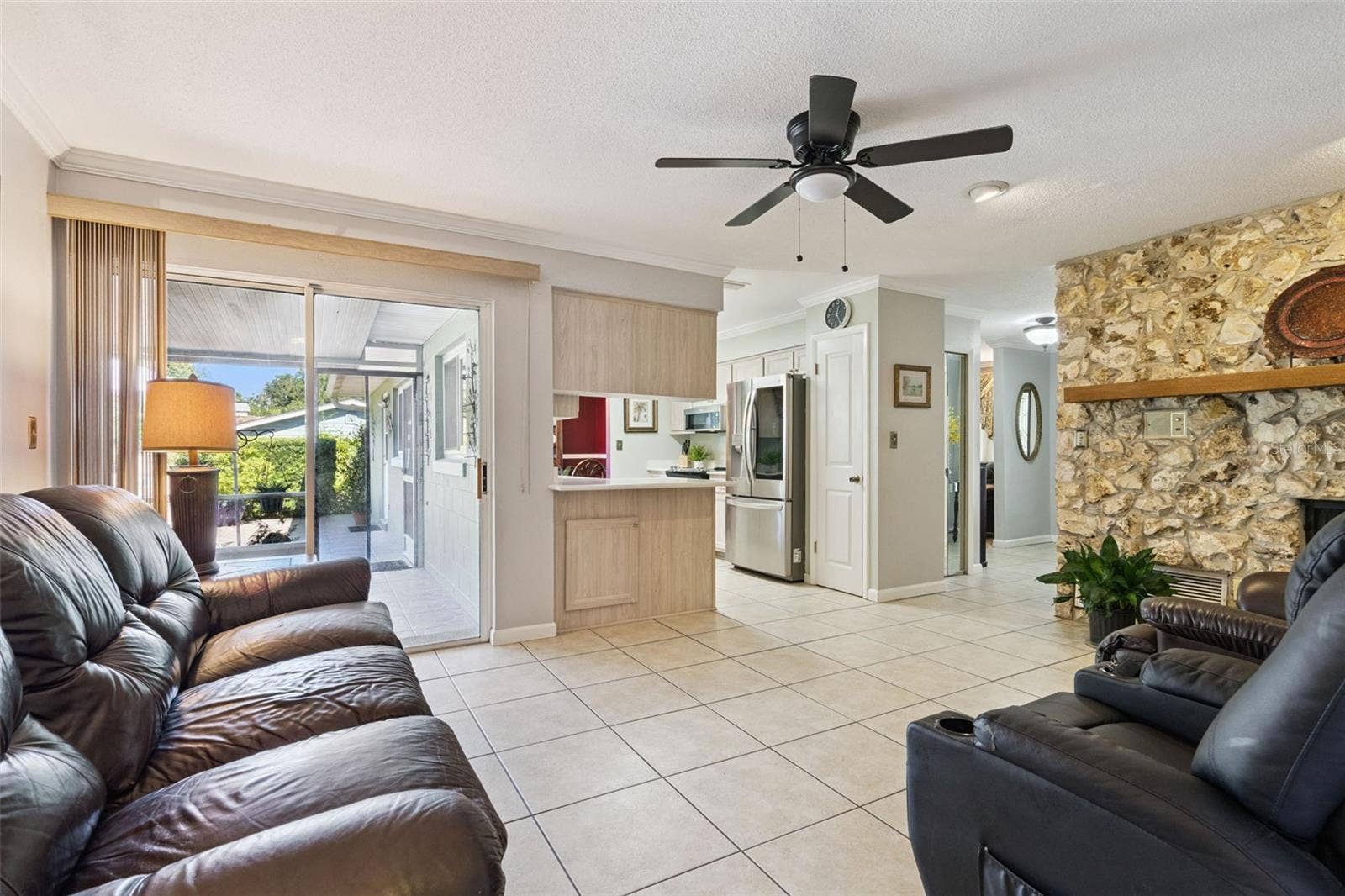 390 GROVE COURT, Winter Garden, FL 34787 390 GROVE COURT, Winter Garden, FL 34787
