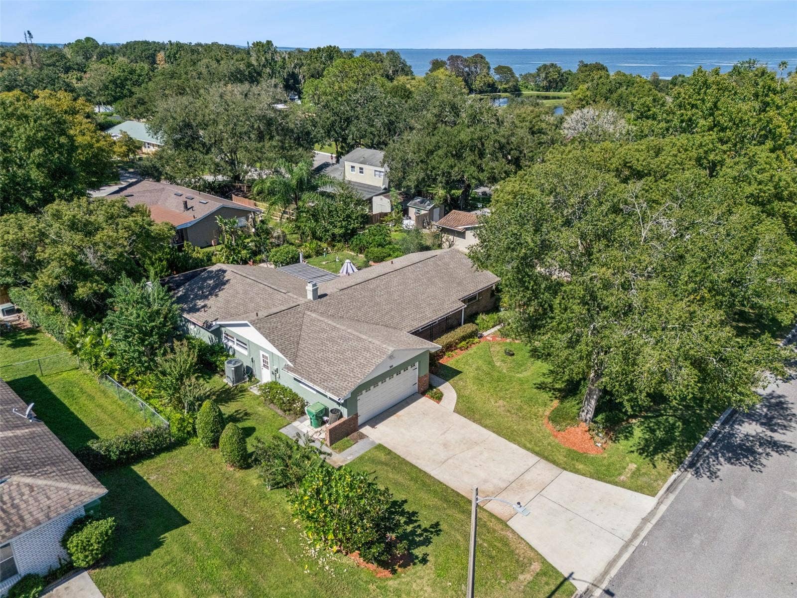 390 GROVE COURT, Winter Garden, FL 34787 390 GROVE COURT, Winter Garden, FL 34787
