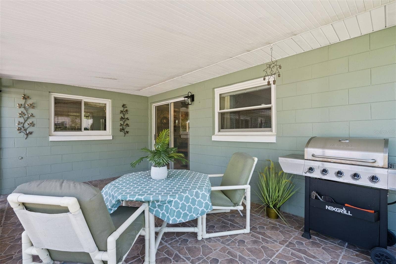 390 GROVE COURT, Winter Garden, FL 34787 390 GROVE COURT, Winter Garden, FL 34787