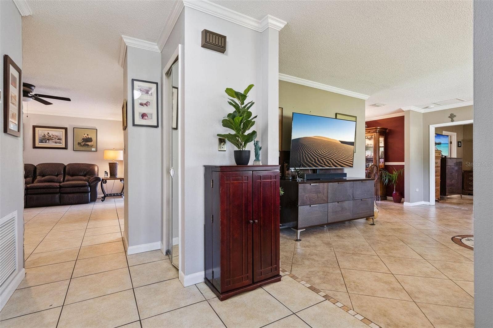 390 GROVE COURT, Winter Garden, FL 34787 390 GROVE COURT, Winter Garden, FL 34787