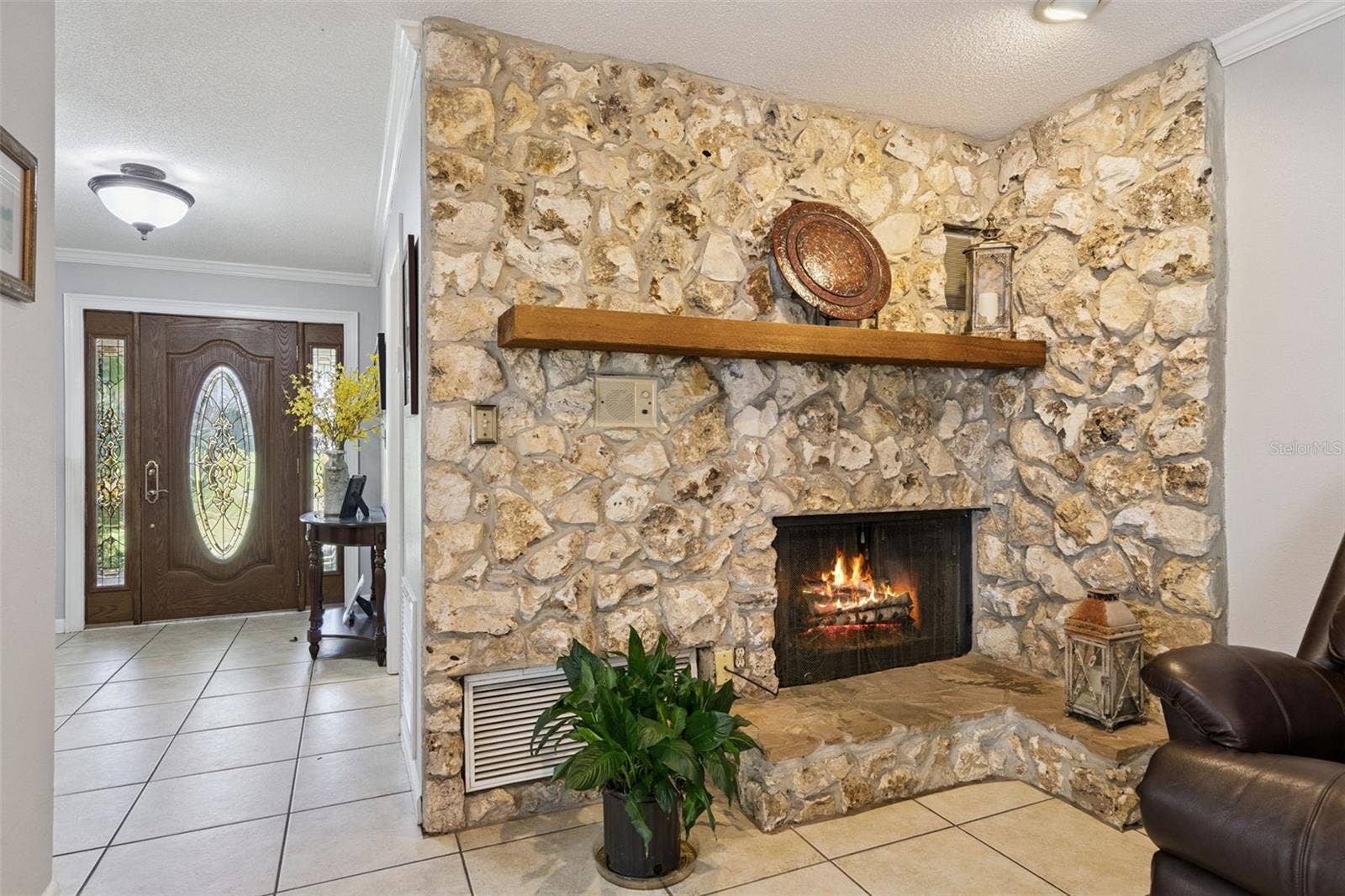 390 GROVE COURT, Winter Garden, FL 34787 390 GROVE COURT, Winter Garden, FL 34787