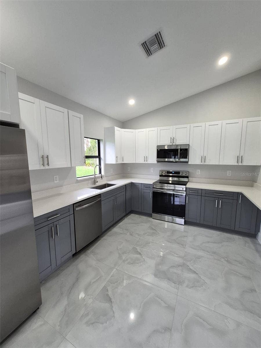 442 WICKHAM AVENUE S, Lehigh Acres, FL 33974