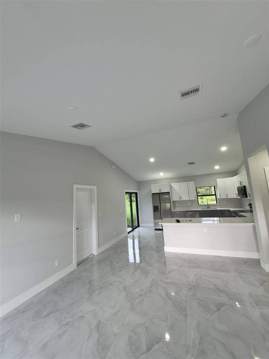 442 WICKHAM AVENUE S, Lehigh Acres, FL 33974