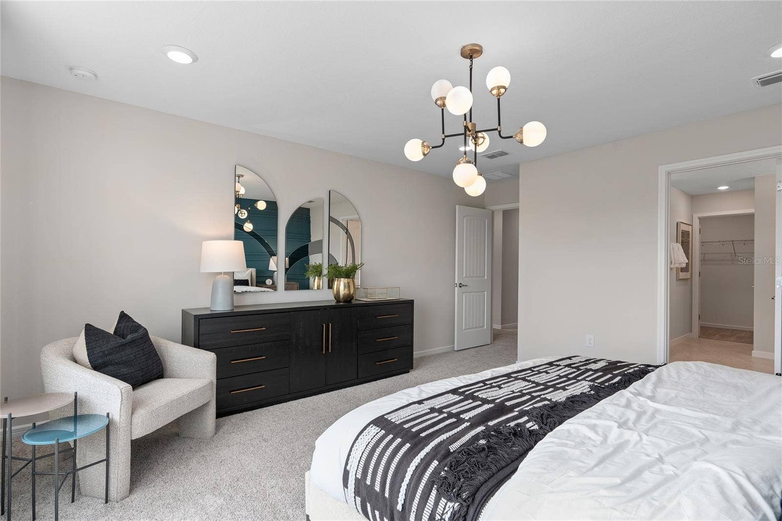 2502 SERENITY GARDEN DRIVE, Kissimmee, FL 34744 Model Home Design Only. Pictures and furnishings are for illustrative purposes only. Elevations, colors and options may vary. Furniture is for model home staging only.