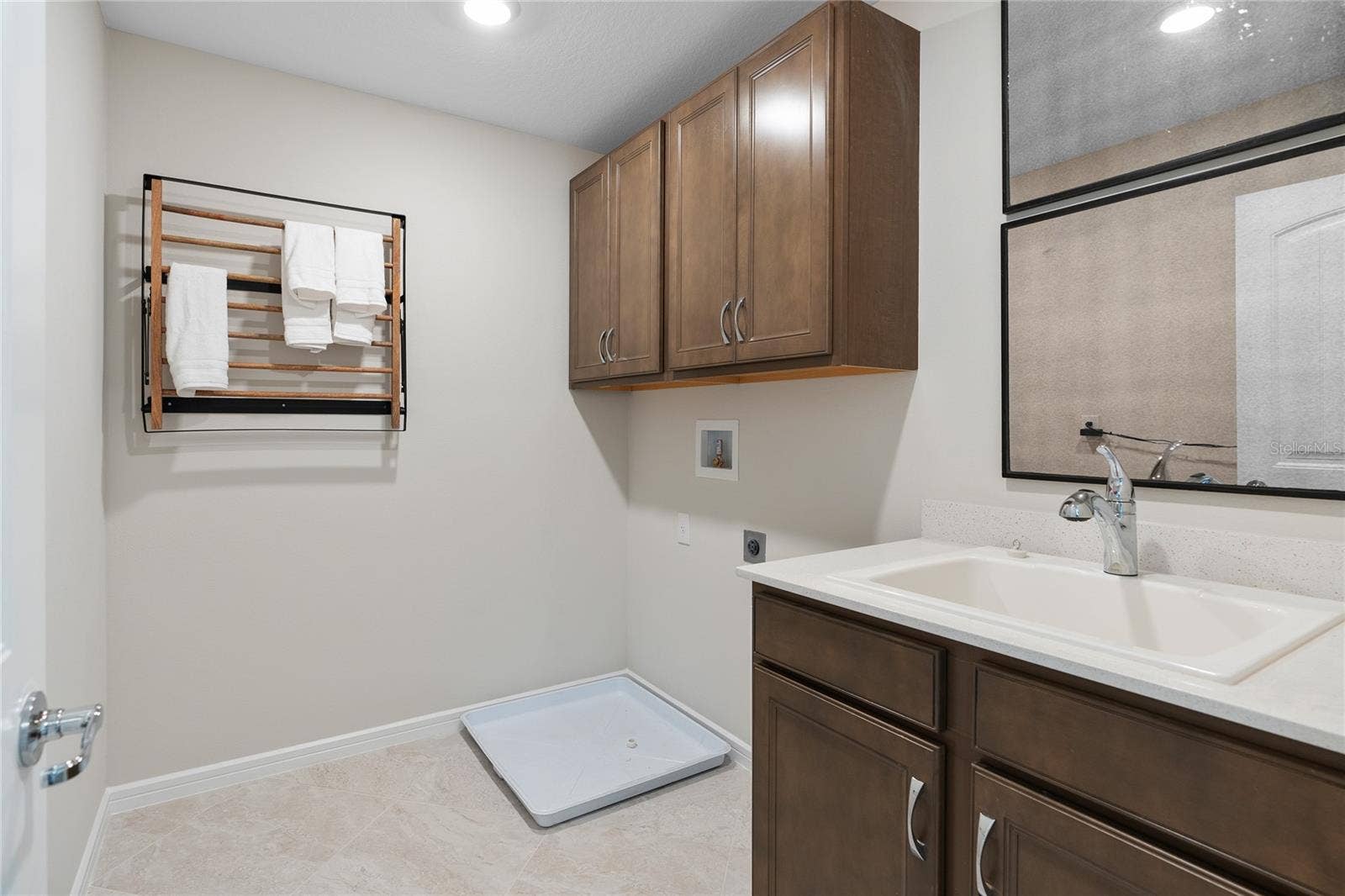 2502 SERENITY GARDEN DRIVE, Kissimmee, FL 34744 Model Home Design Only. Pictures and furnishings are for illustrative purposes only. Elevations, colors and options may vary. Furniture is for model home staging only.