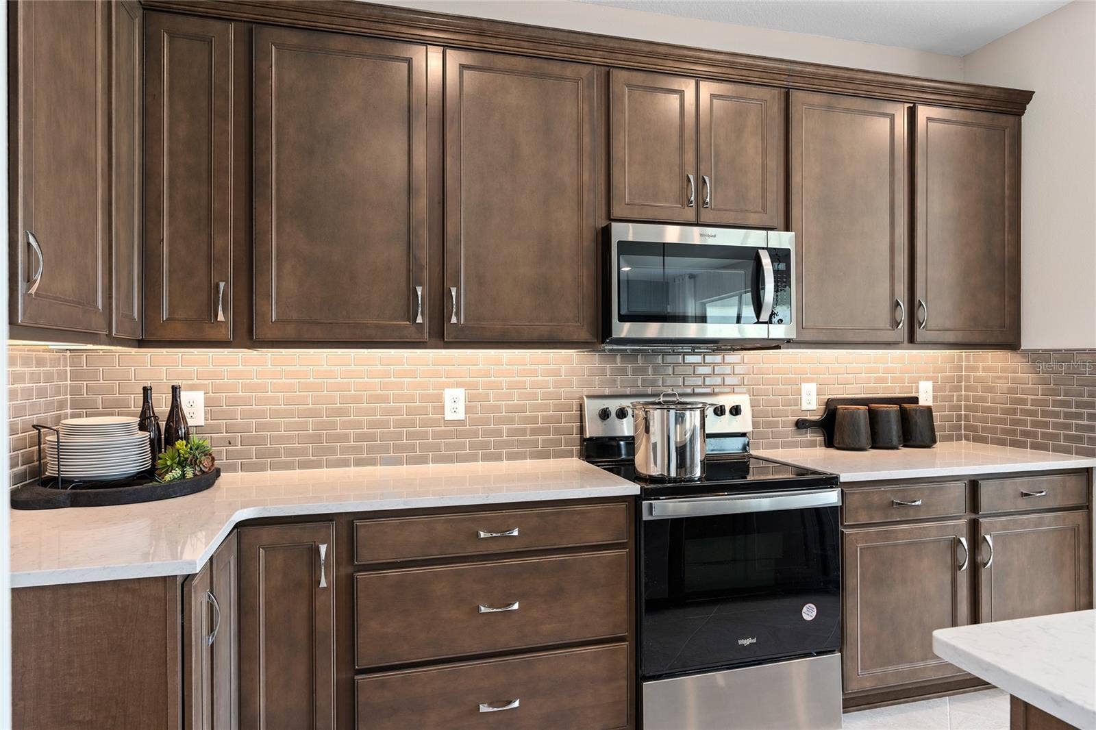 2502 SERENITY GARDEN DRIVE, Kissimmee, FL 34744 Model Home Design Only. Pictures and furnishings are for illustrative purposes only. Elevations, colors and options may vary. Furniture is for model home staging only.