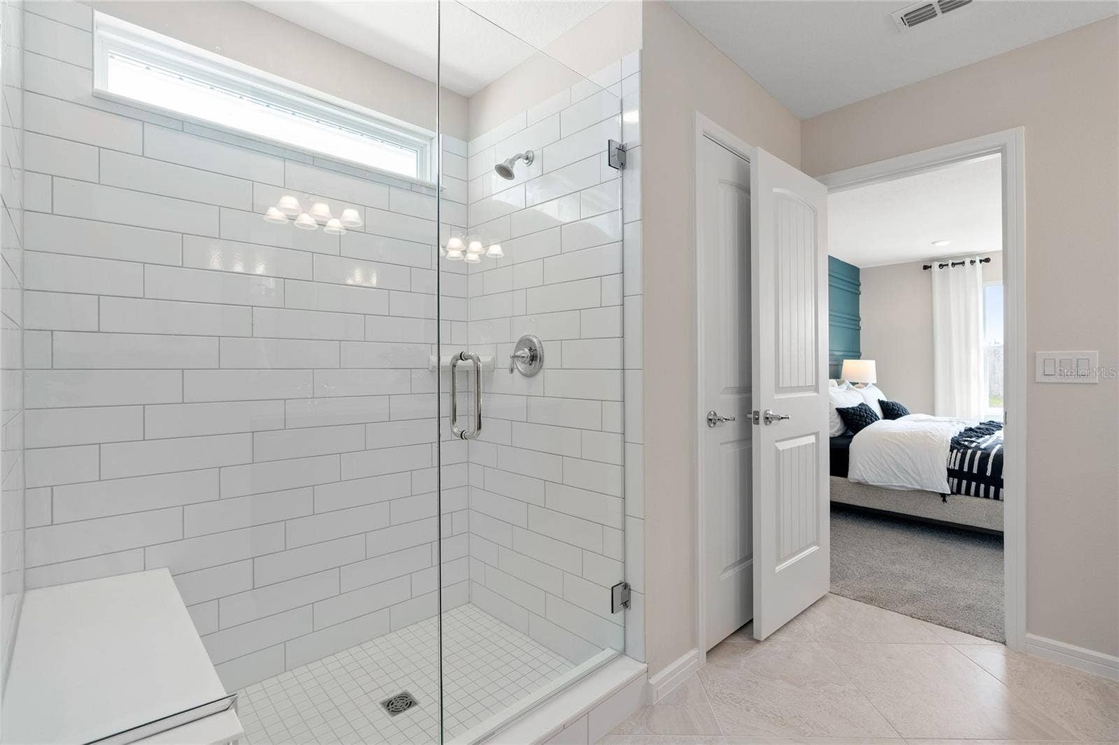 2502 SERENITY GARDEN DRIVE, Kissimmee, FL 34744 Model Home Design Only. Pictures and furnishings are for illustrative purposes only. Elevations, colors and options may vary. Furniture is for model home staging only.