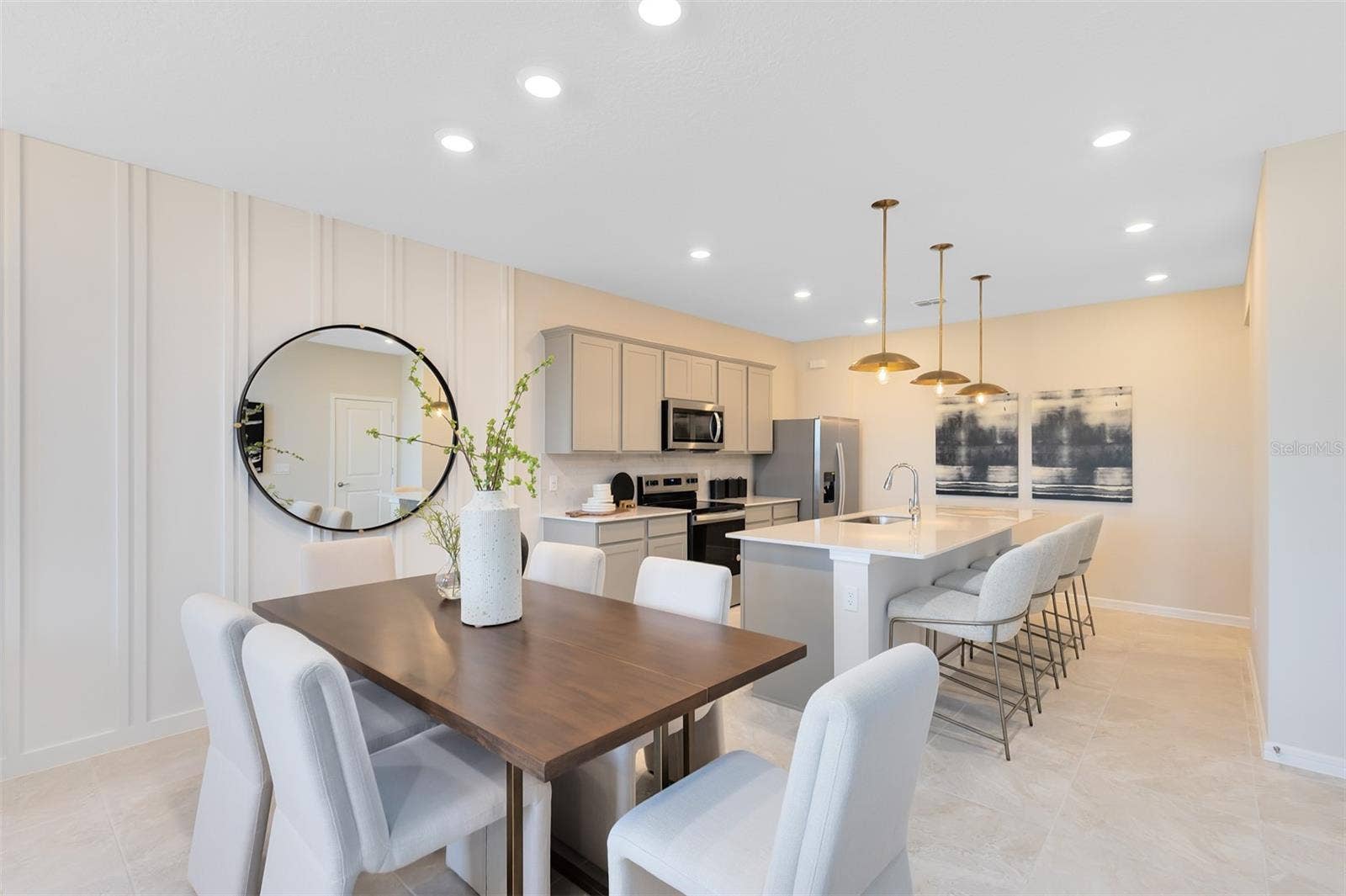 2119 SOUTHBURY DRIVE, Kissimmee, FL 34744 Model Home Design Only. Pictures and furnishings are for illustrative purposes only. Elevations, colors and options may vary. Furniture is for model home staging only.?