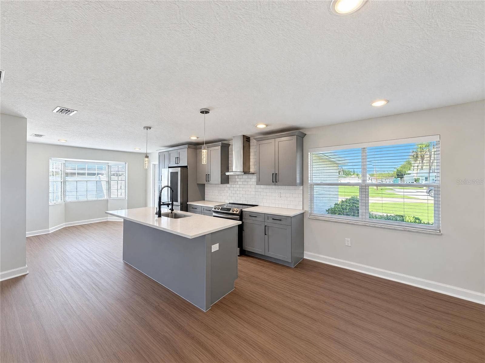 2160 DE LAS FLORES AVENUE, Bartow, FL 33830 2160 DE LAS FLORES AVENUE, Bartow, FL 33830