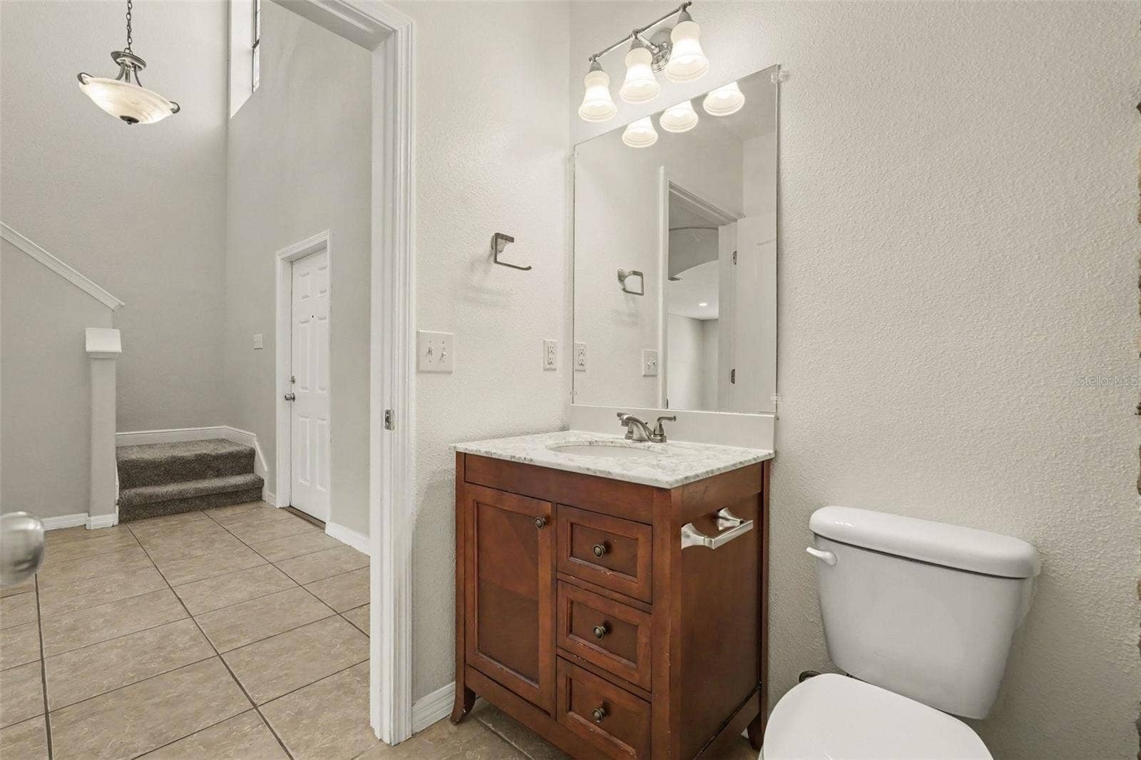 10015 NEWMINSTER LOOP, Ruskin, FL 33573 10015 NEWMINSTER LOOP, Ruskin, FL 33573