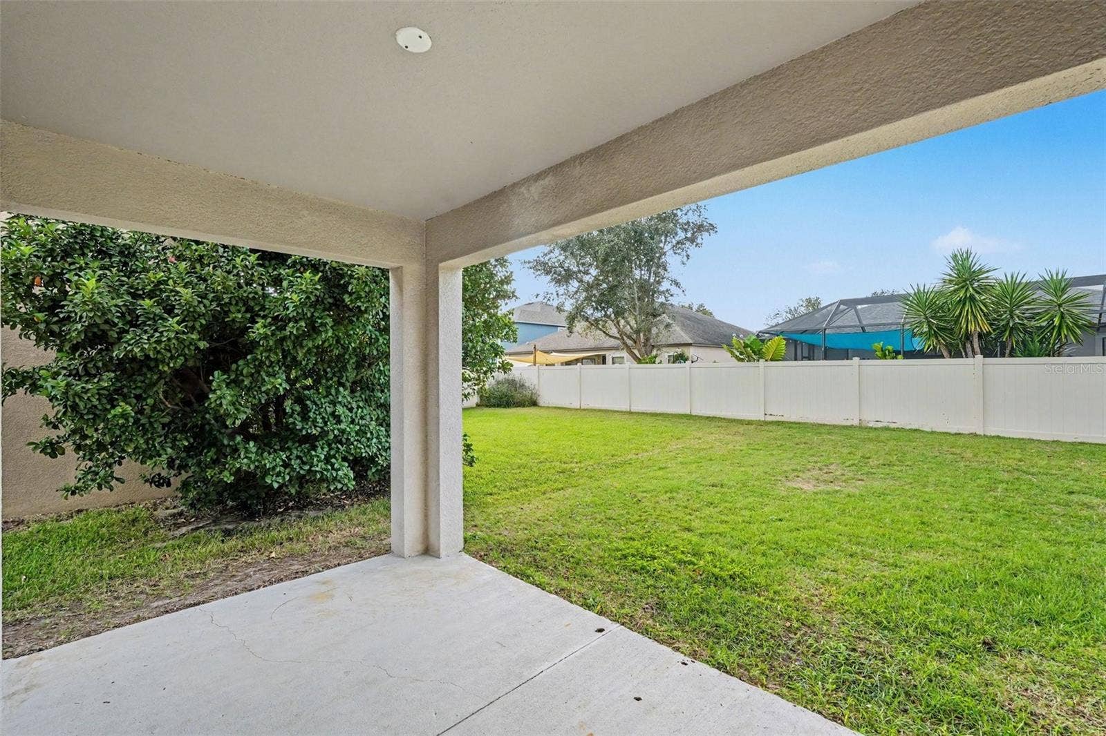 10015 NEWMINSTER LOOP, Ruskin, FL 33573 10015 NEWMINSTER LOOP, Ruskin, FL 33573