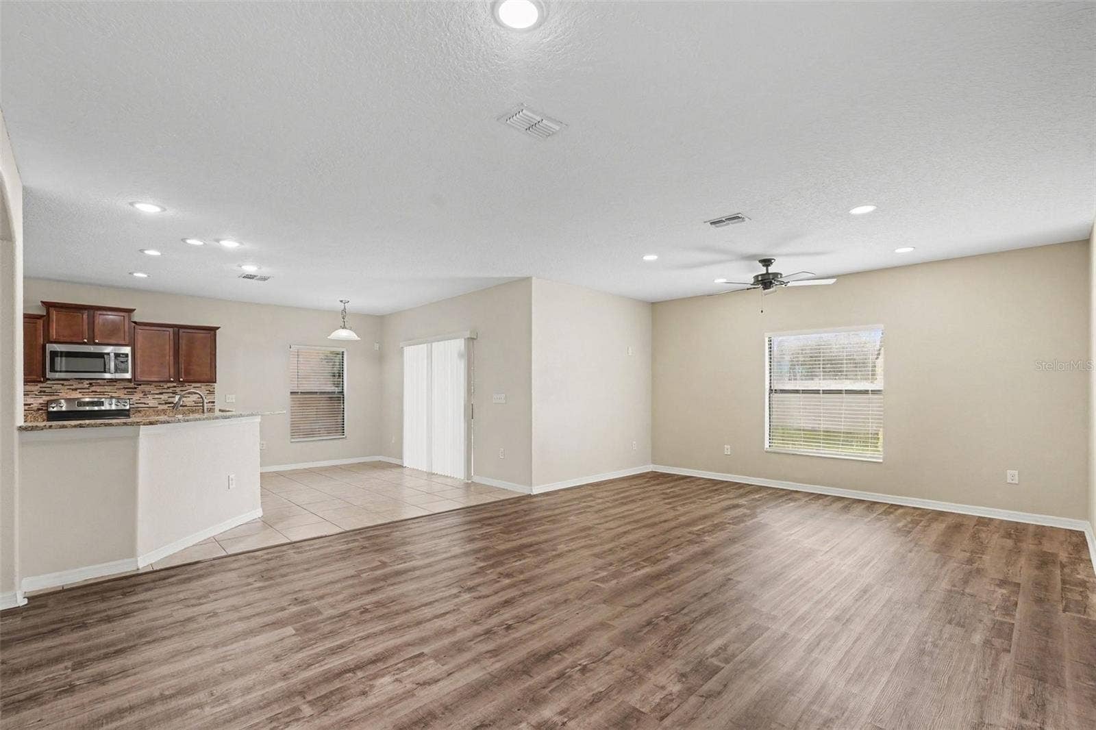 10015 NEWMINSTER LOOP, Ruskin, FL 33573 10015 NEWMINSTER LOOP, Ruskin, FL 33573