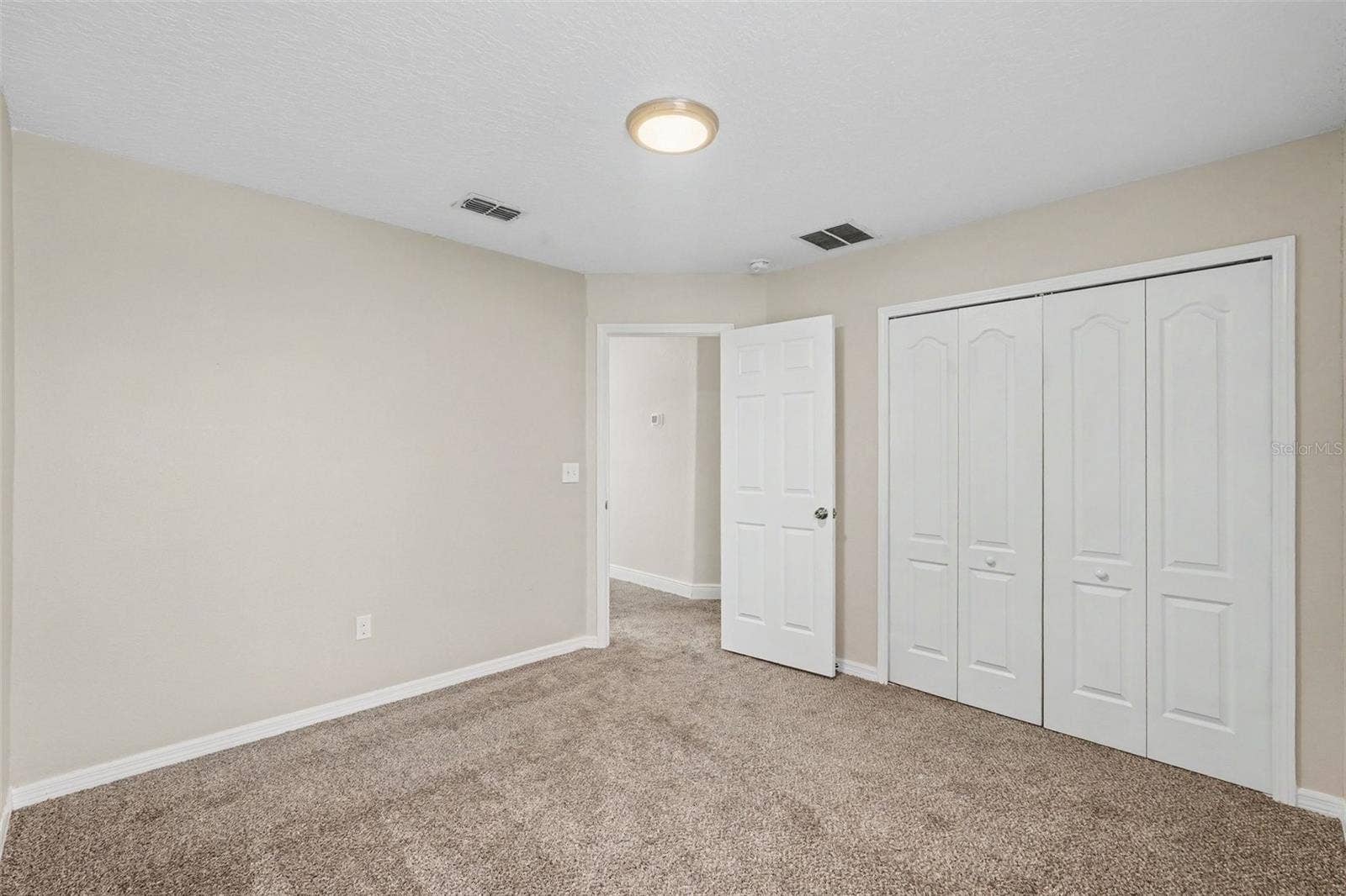 10015 NEWMINSTER LOOP, Ruskin, FL 33573 10015 NEWMINSTER LOOP, Ruskin, FL 33573