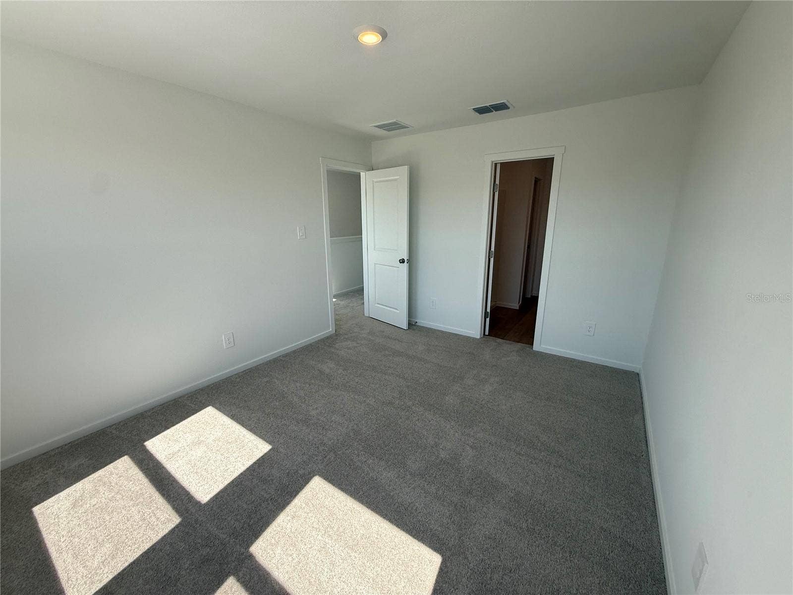 1060 TWINS STREET, Davenport, FL 33837 1060 TWINS STREET, Davenport, FL 33837
