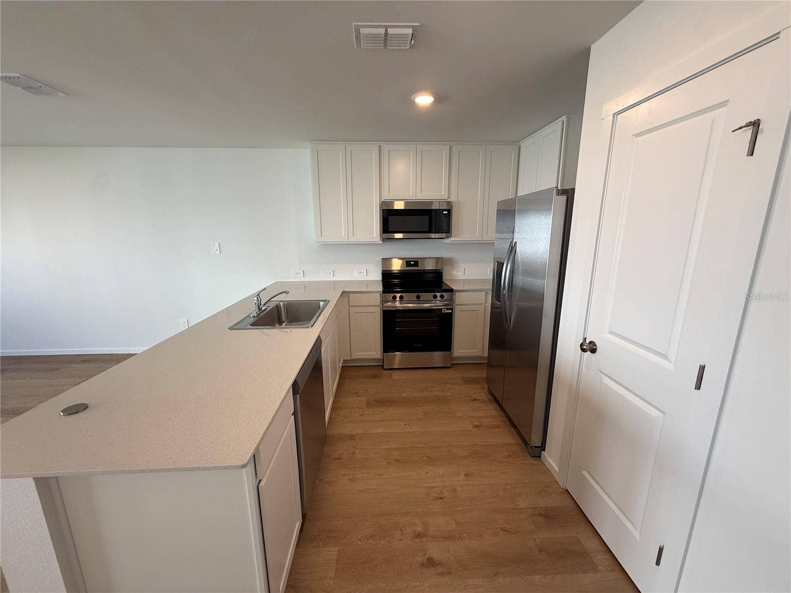 1060 TWINS STREET, Davenport, FL 33837 1060 TWINS STREET, Davenport, FL 33837