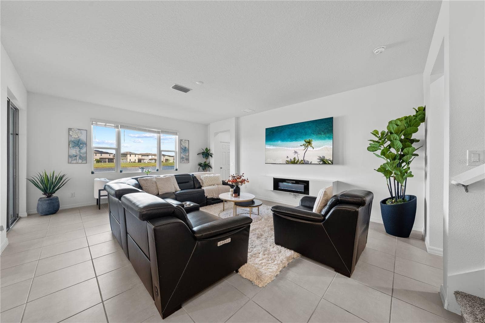 5657 CAMILLA STREET, St Cloud, FL 34771 Family room