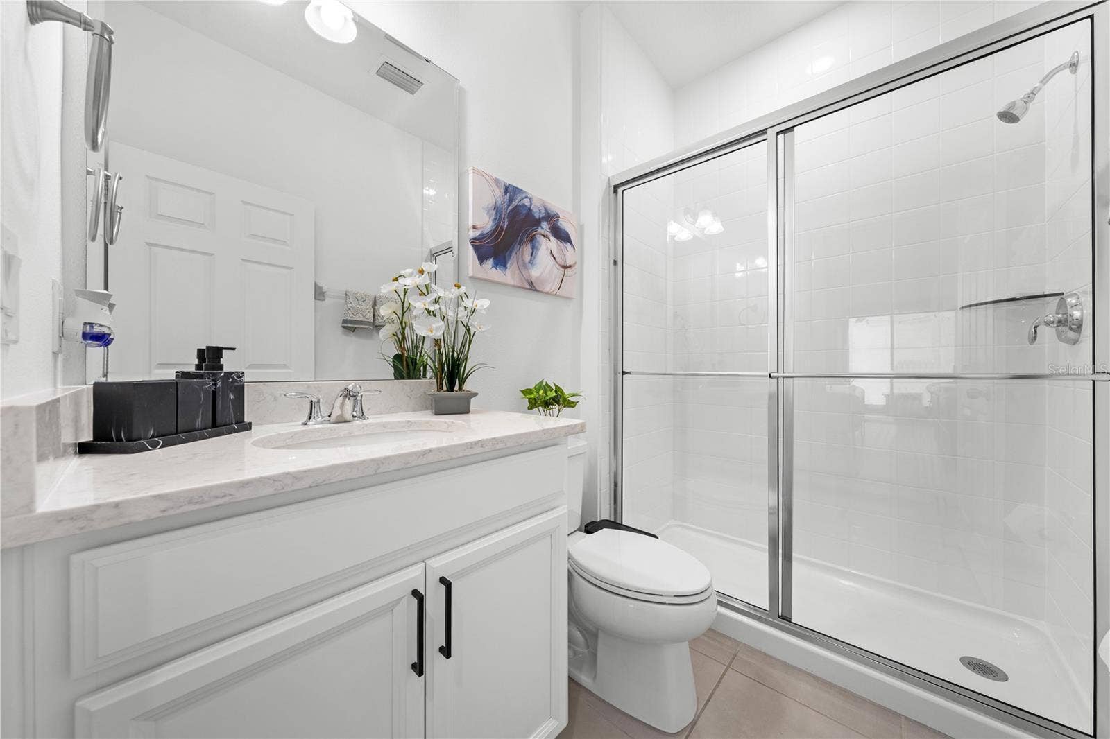 5657 CAMILLA STREET, St Cloud, FL 34771 Downstairs bathroom