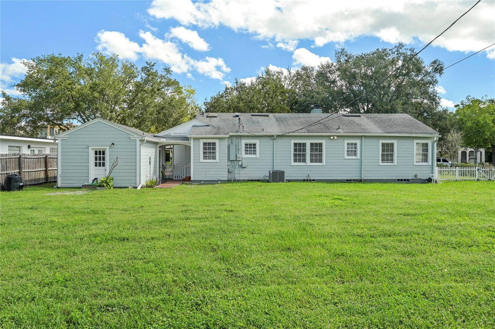 1401 PELHAM ROAD, Winter Park, FL 32789 1401 PELHAM ROAD, Winter Park, FL 32789