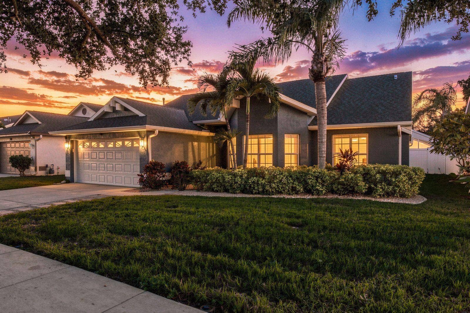1261 SALT LAKE DRIVE, Tarpon Springs, FL 34689 1261 SALT LAKE DRIVE, Tarpon Springs, FL 34689