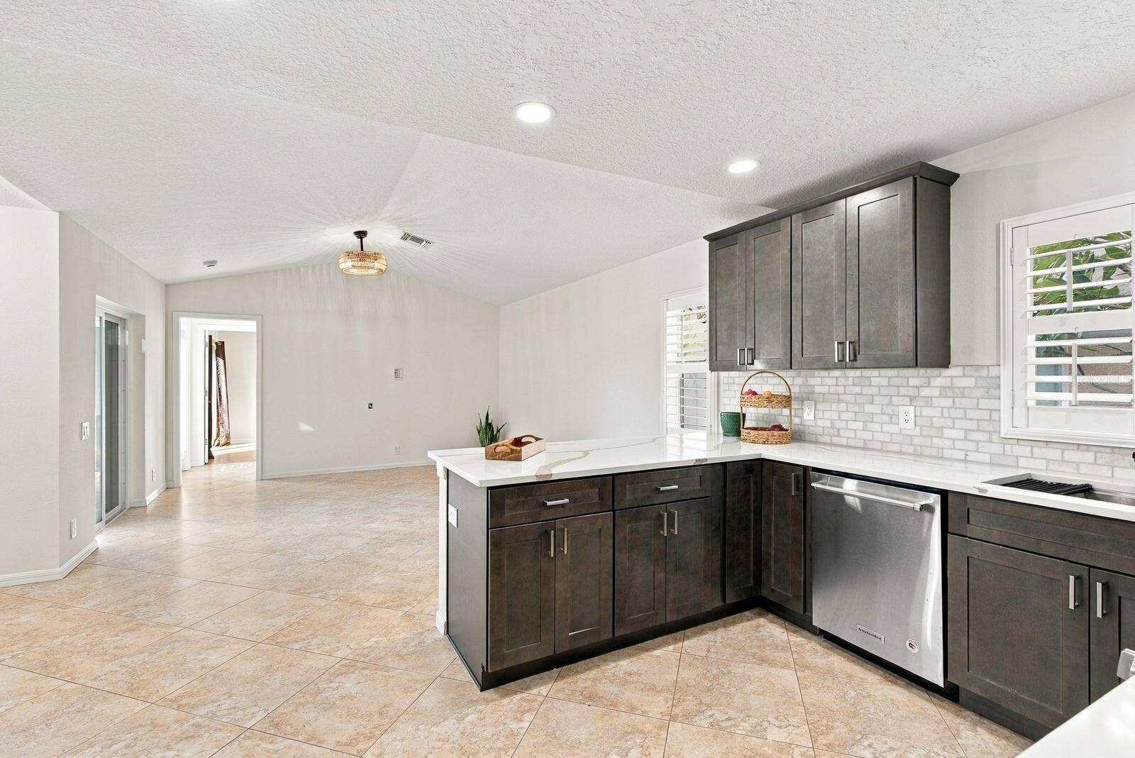 1261 SALT LAKE DRIVE, Tarpon Springs, FL 34689 1261 SALT LAKE DRIVE, Tarpon Springs, FL 34689