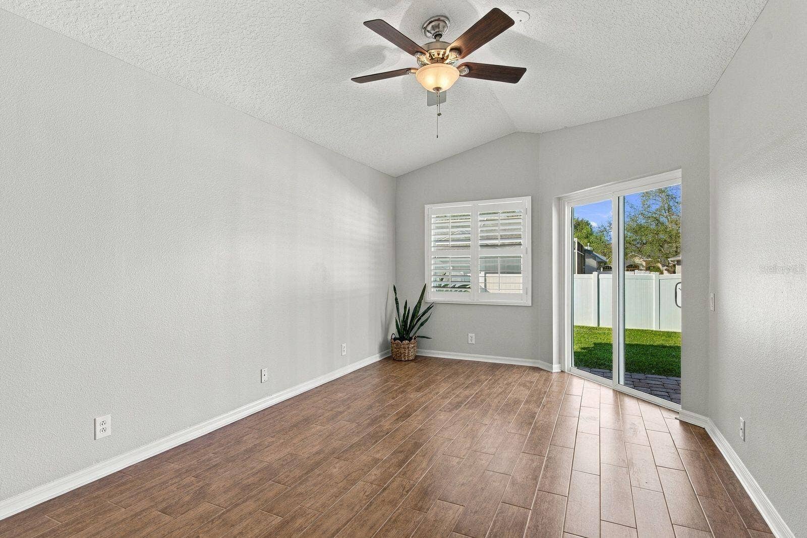1261 SALT LAKE DRIVE, Tarpon Springs, FL 34689 1261 SALT LAKE DRIVE, Tarpon Springs, FL 34689