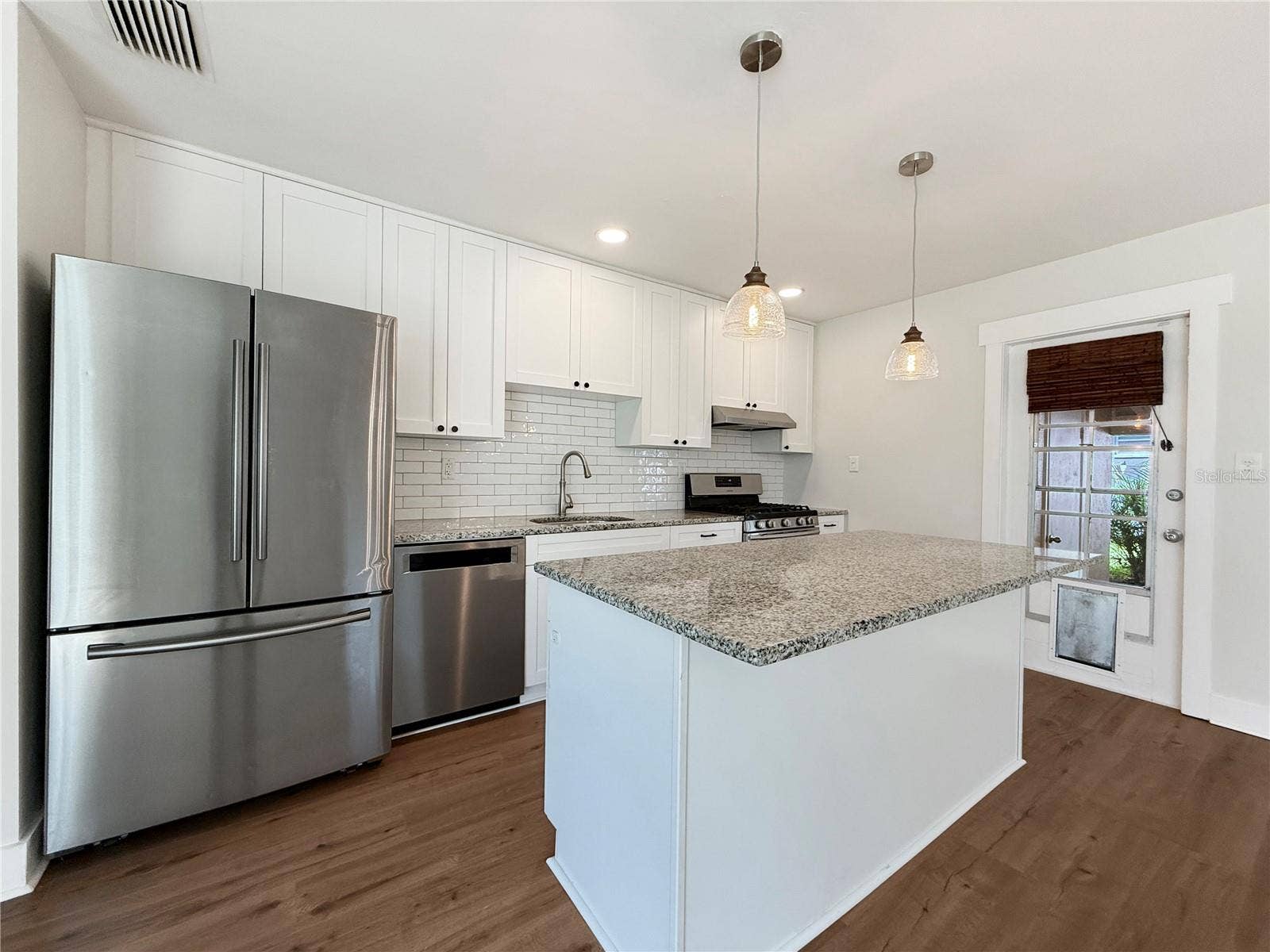 4501 S CORTEZ AVE, Tampa, FL 33611 4501 S CORTEZ AVE, Tampa, FL 33611