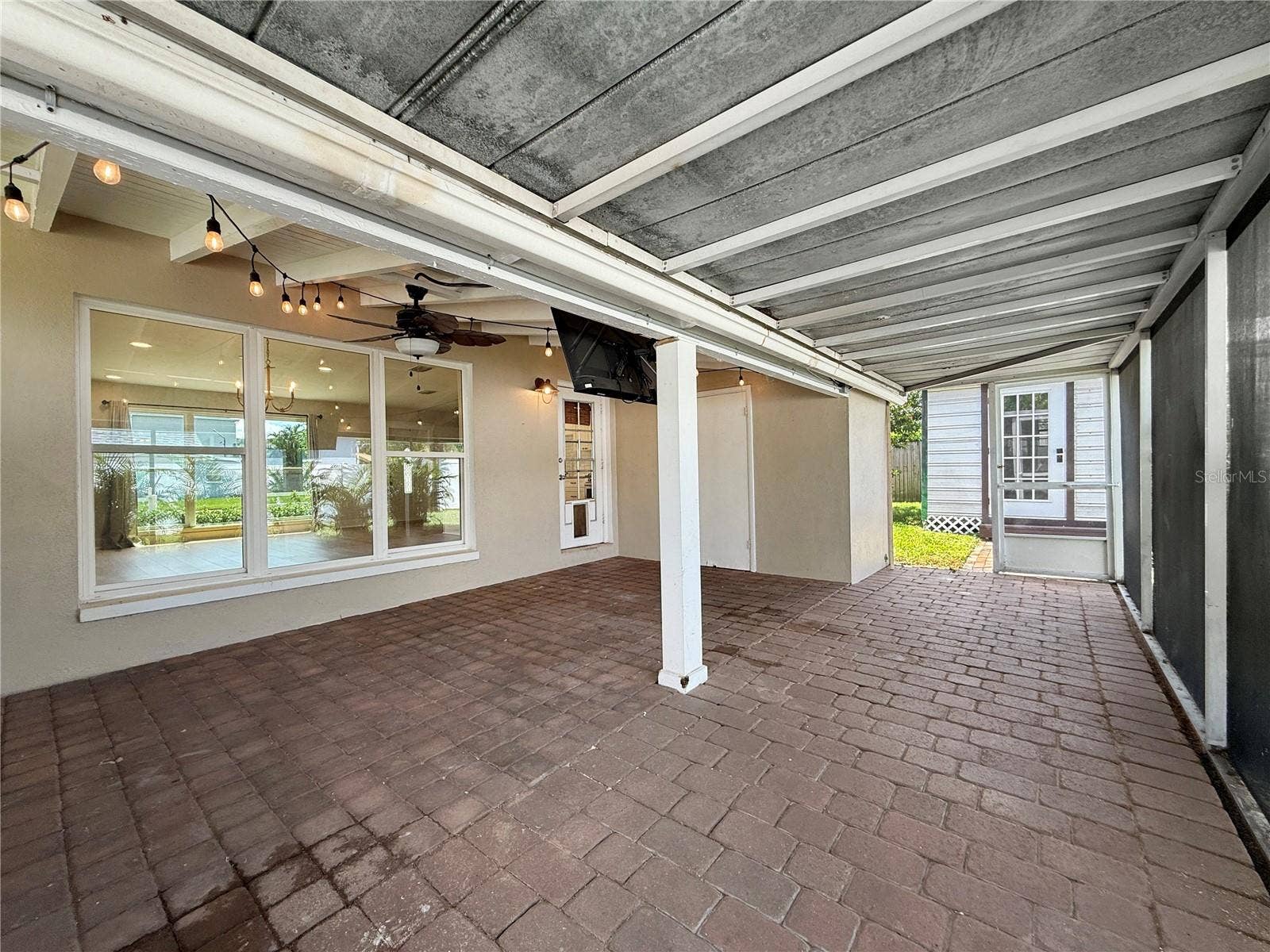 4501 S CORTEZ AVE, Tampa, FL 33611 4501 S CORTEZ AVE, Tampa, FL 33611