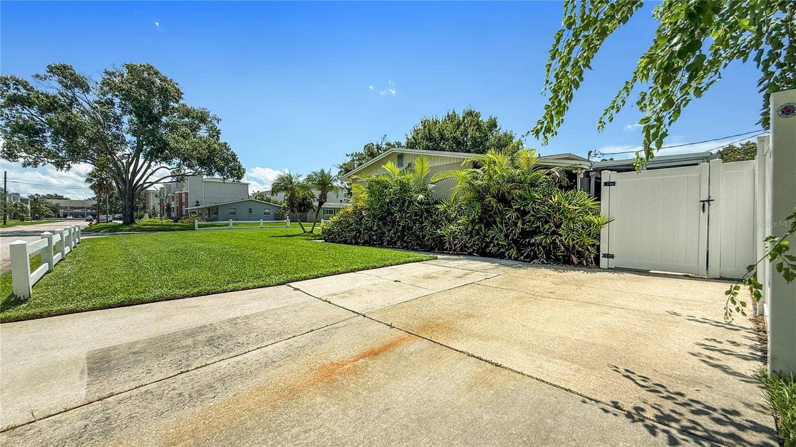 4501 S CORTEZ AVE, Tampa, FL 33611 4501 S CORTEZ AVE, Tampa, FL 33611