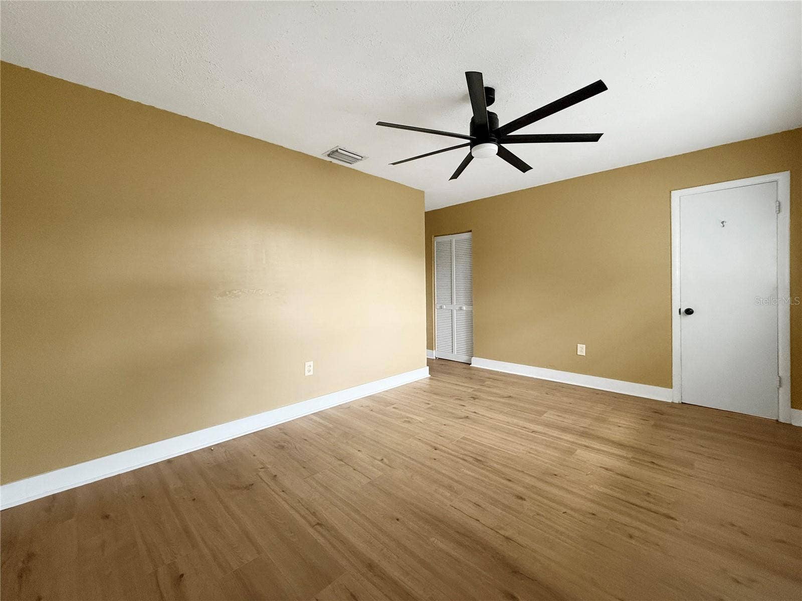 4501 S CORTEZ AVE, Tampa, FL 33611 4501 S CORTEZ AVE, Tampa, FL 33611