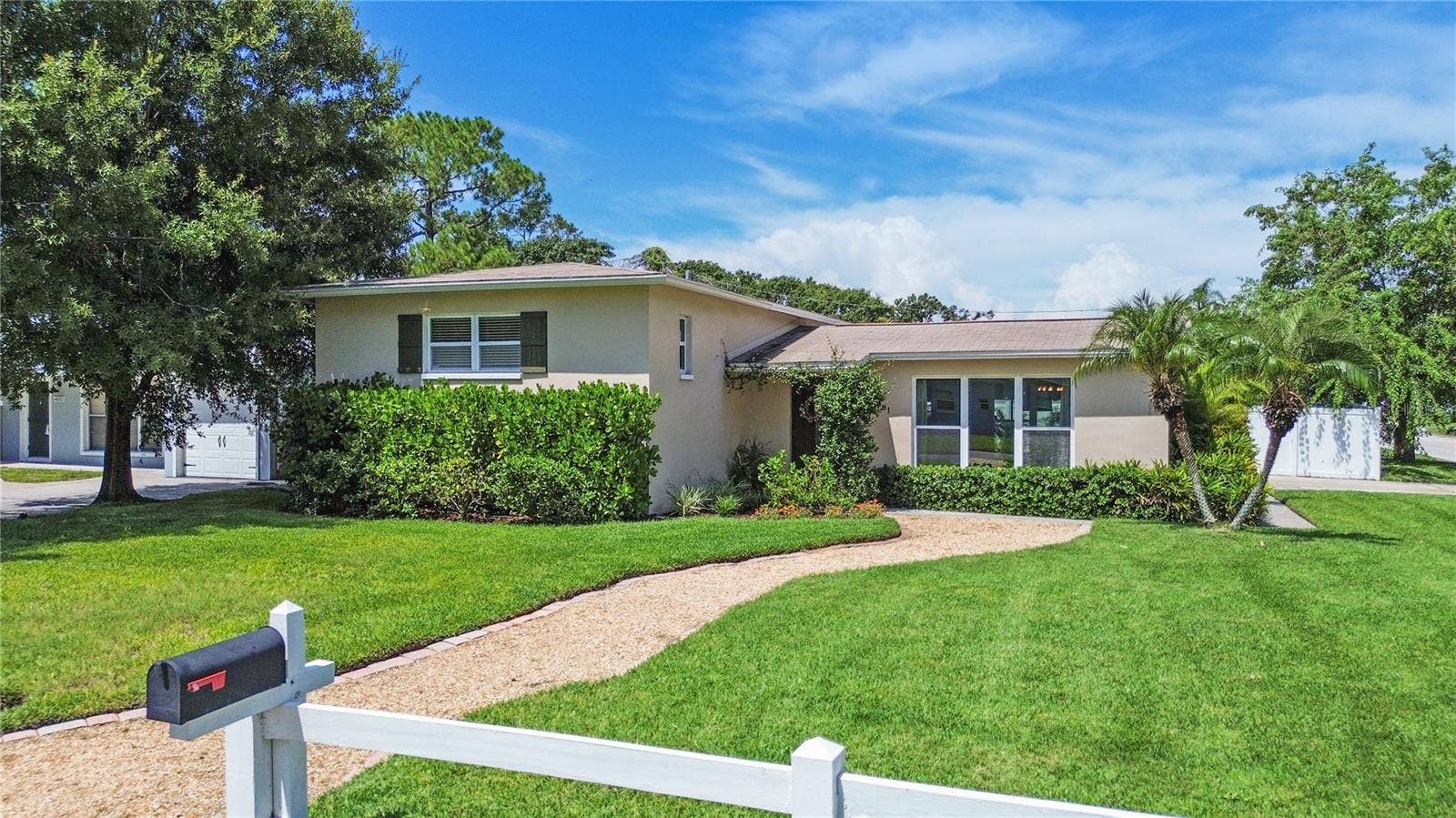 4501 S CORTEZ AVE, Tampa, FL 33611 4501 S CORTEZ AVE, Tampa, FL 33611