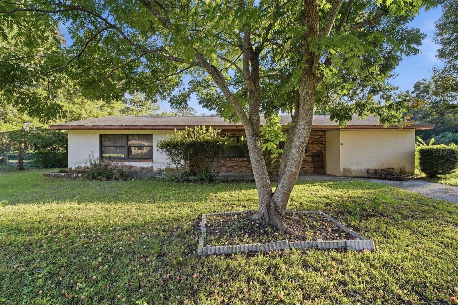 900 NE 45TH PLACE, Ocala, FL 34479 900 NE 45TH PLACE, Ocala, FL 34479
