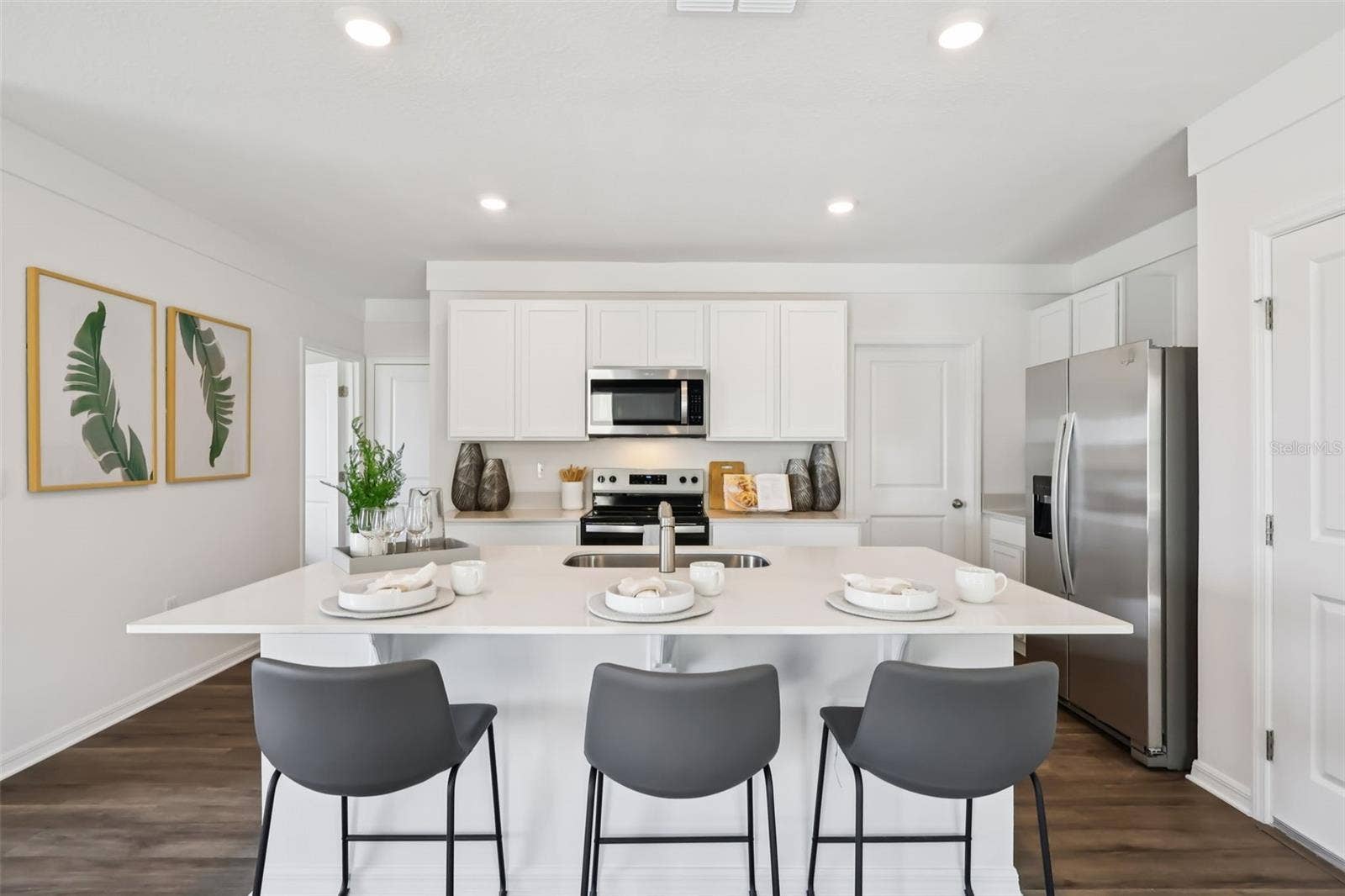 5315 CLOUDBERRY AVENUE, Lakeland, FL 33811 5315 CLOUDBERRY AVENUE, Lakeland, FL 33811