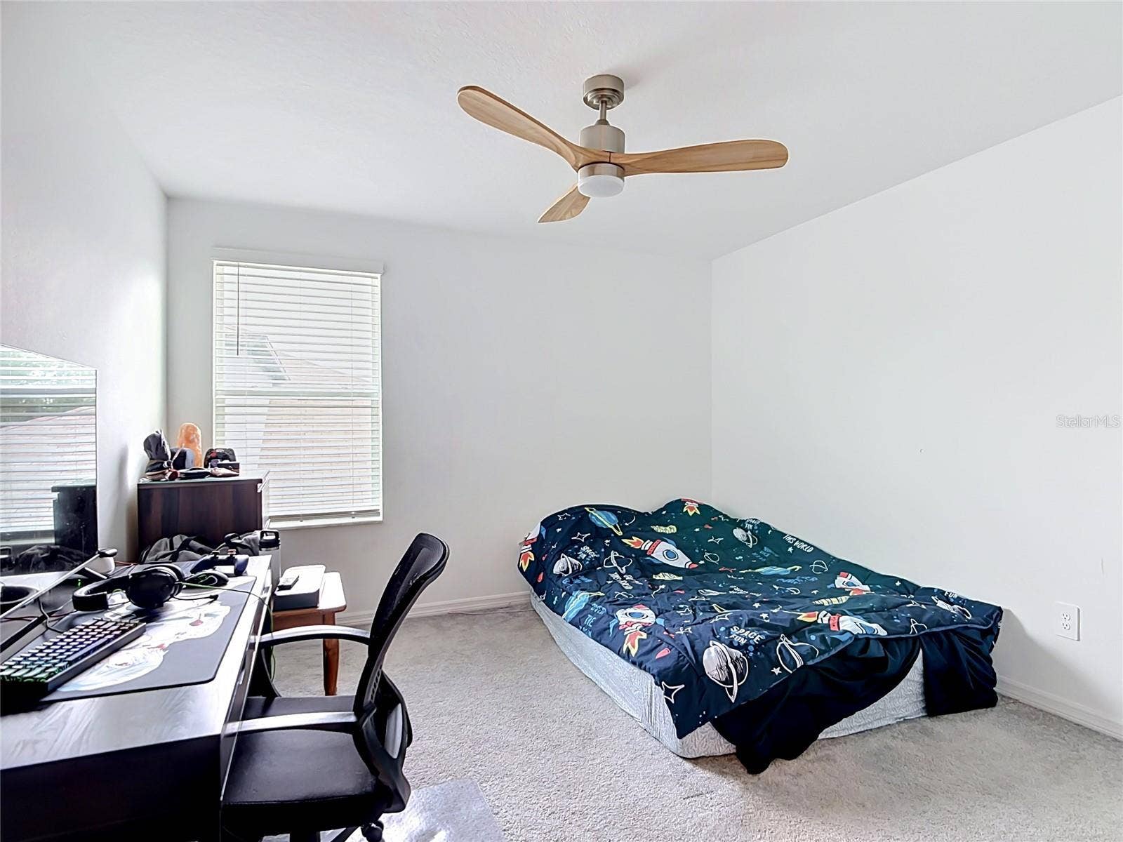 1633 RED LOOP, Lakeland, FL 33801 1633 RED LOOP, Lakeland, FL 33801