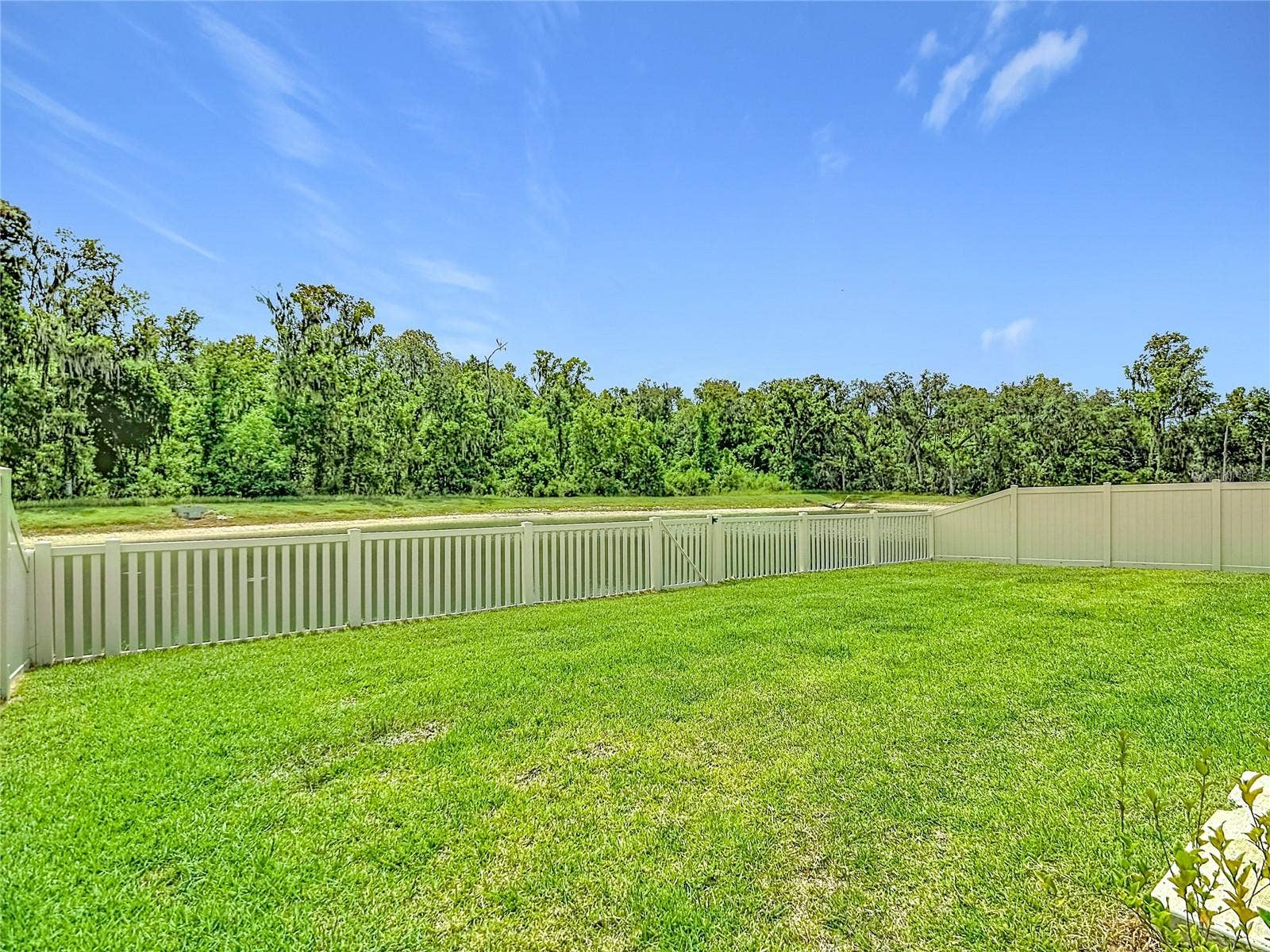 1633 RED LOOP, Lakeland, FL 33801 1633 RED LOOP, Lakeland, FL 33801