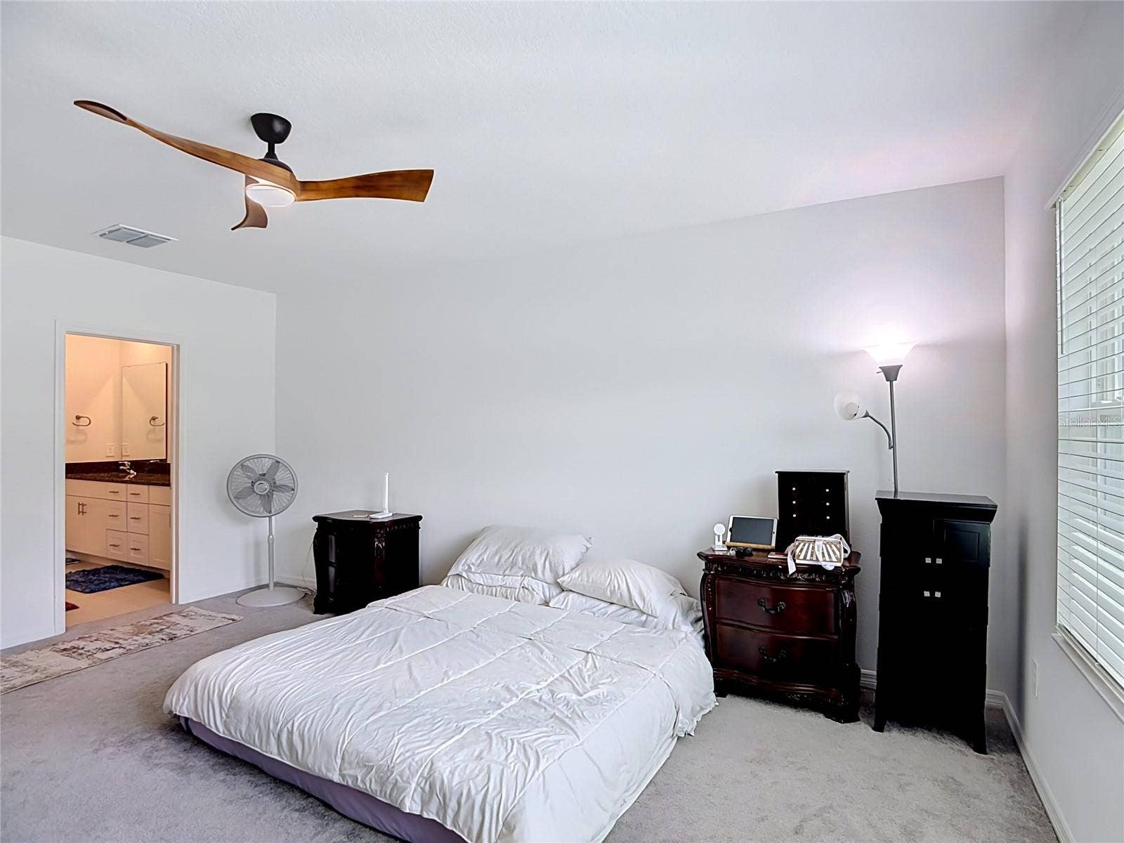 1633 RED LOOP, Lakeland, FL 33801 1633 RED LOOP, Lakeland, FL 33801